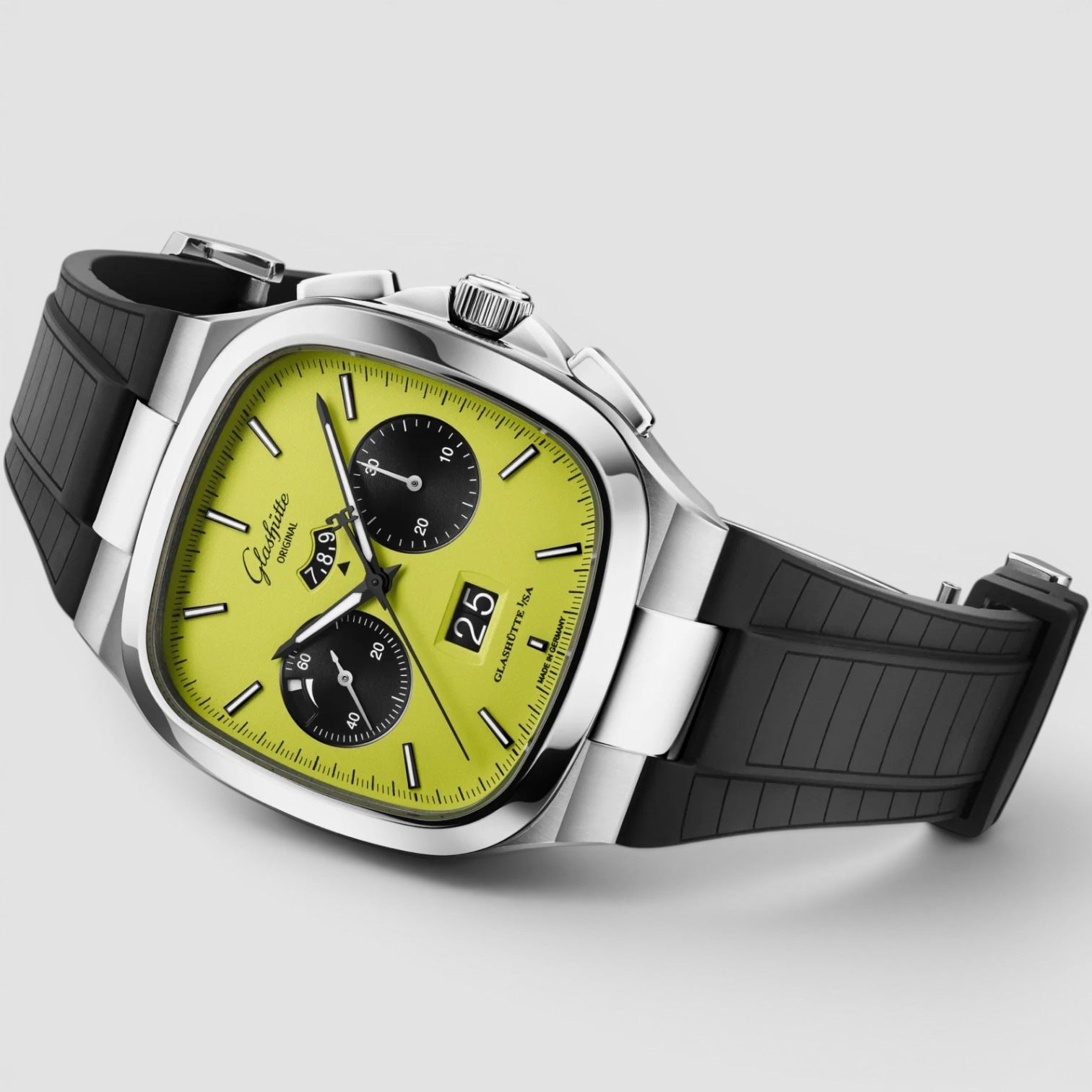 Seventies Chronograph Panorama Date