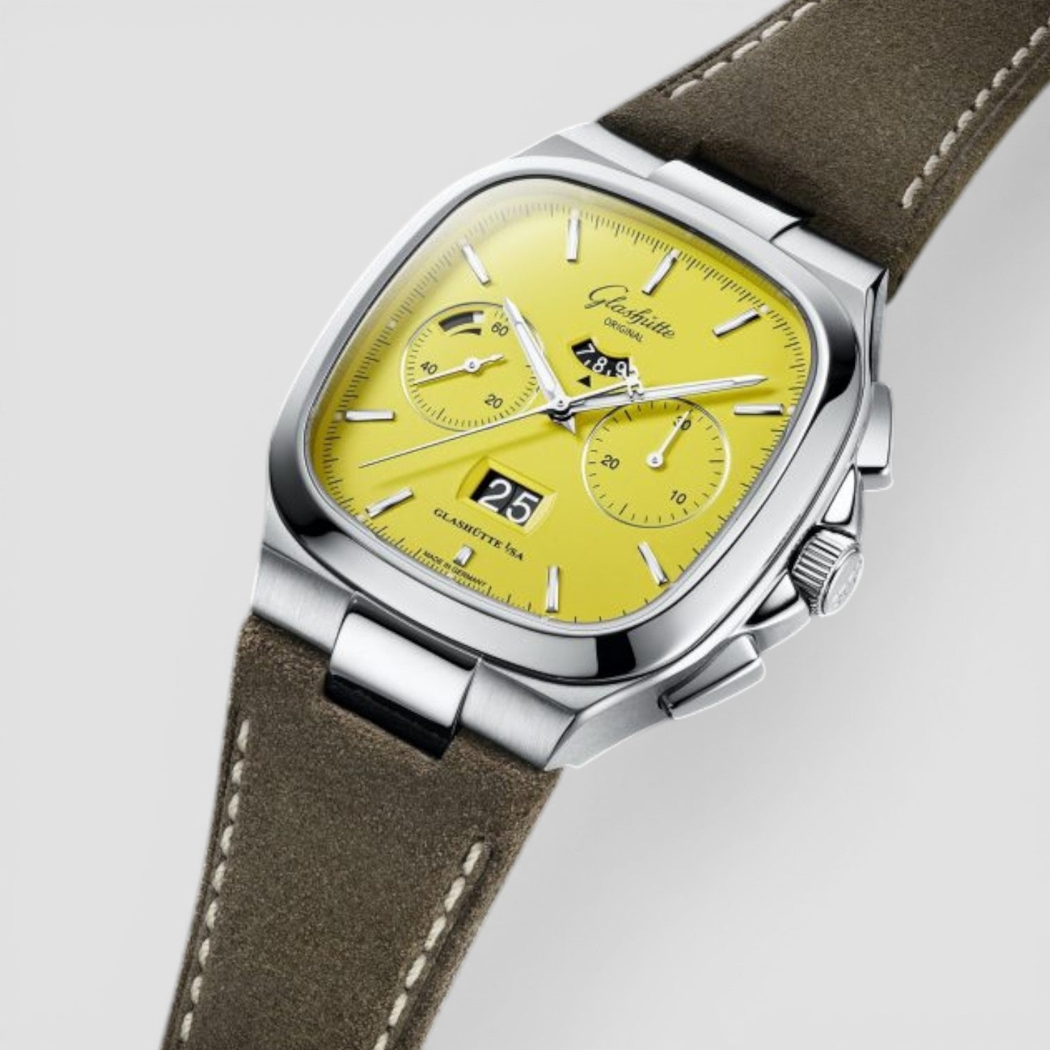 Vintage Seventies Chronograph Panorama Date
