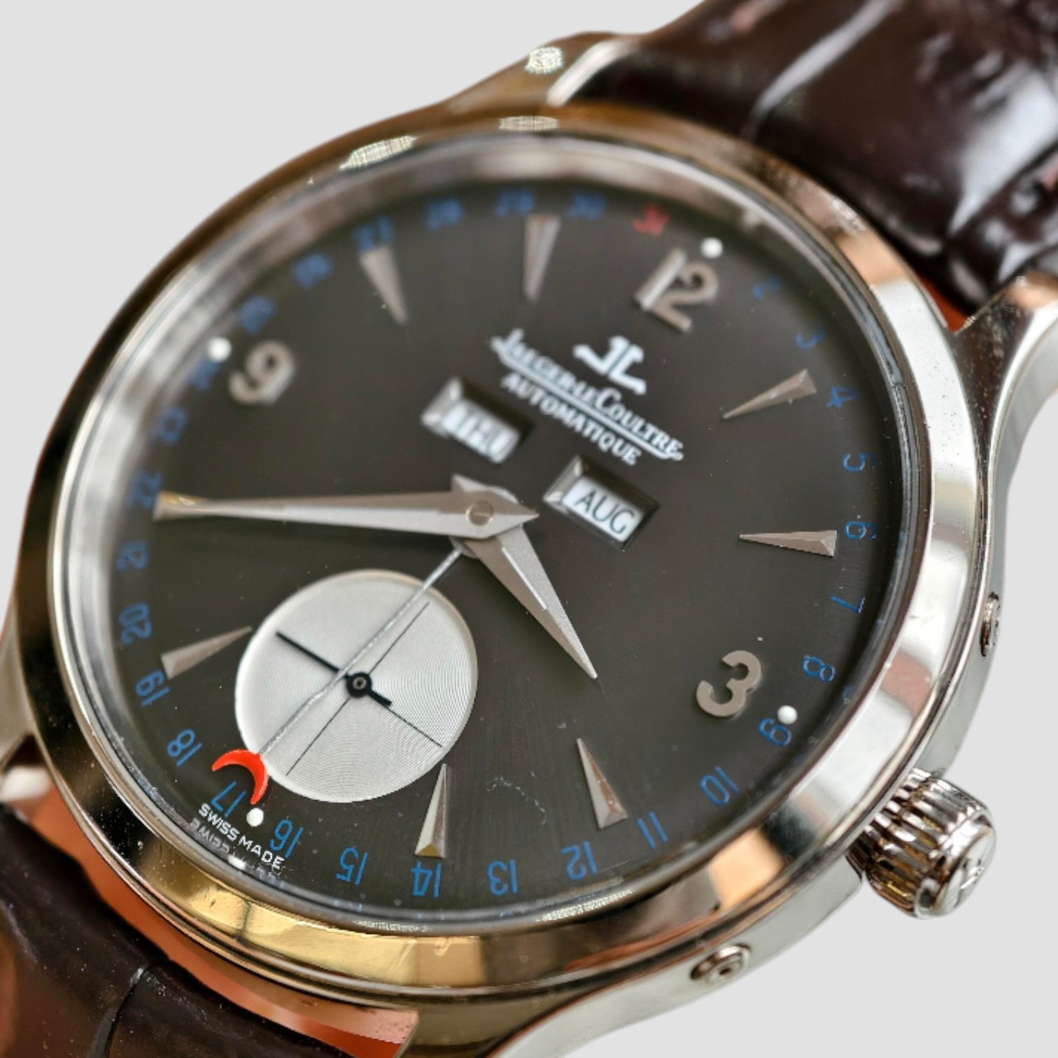 MASTER CONTROL Automatic 37mm
