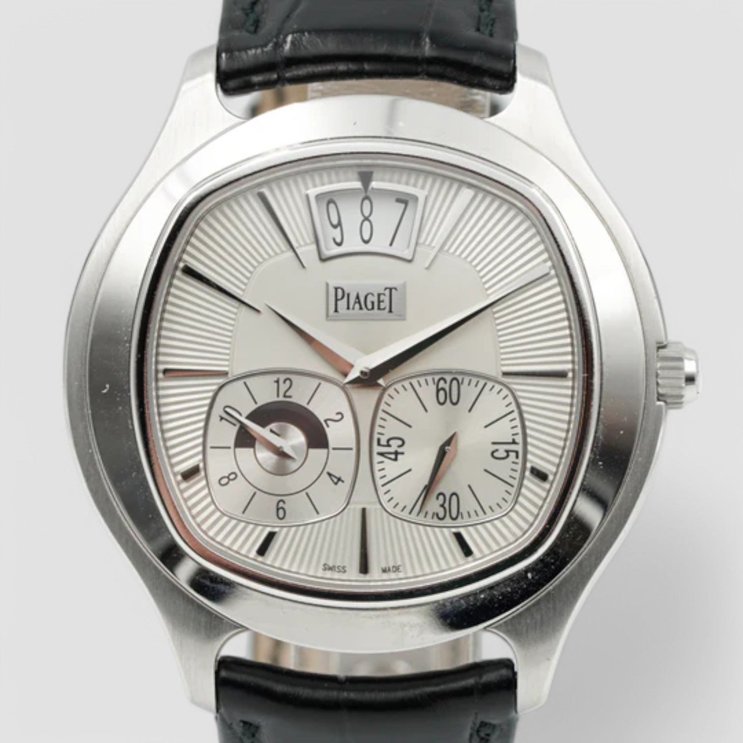 Emperador Coussin Description White Gold 42mm