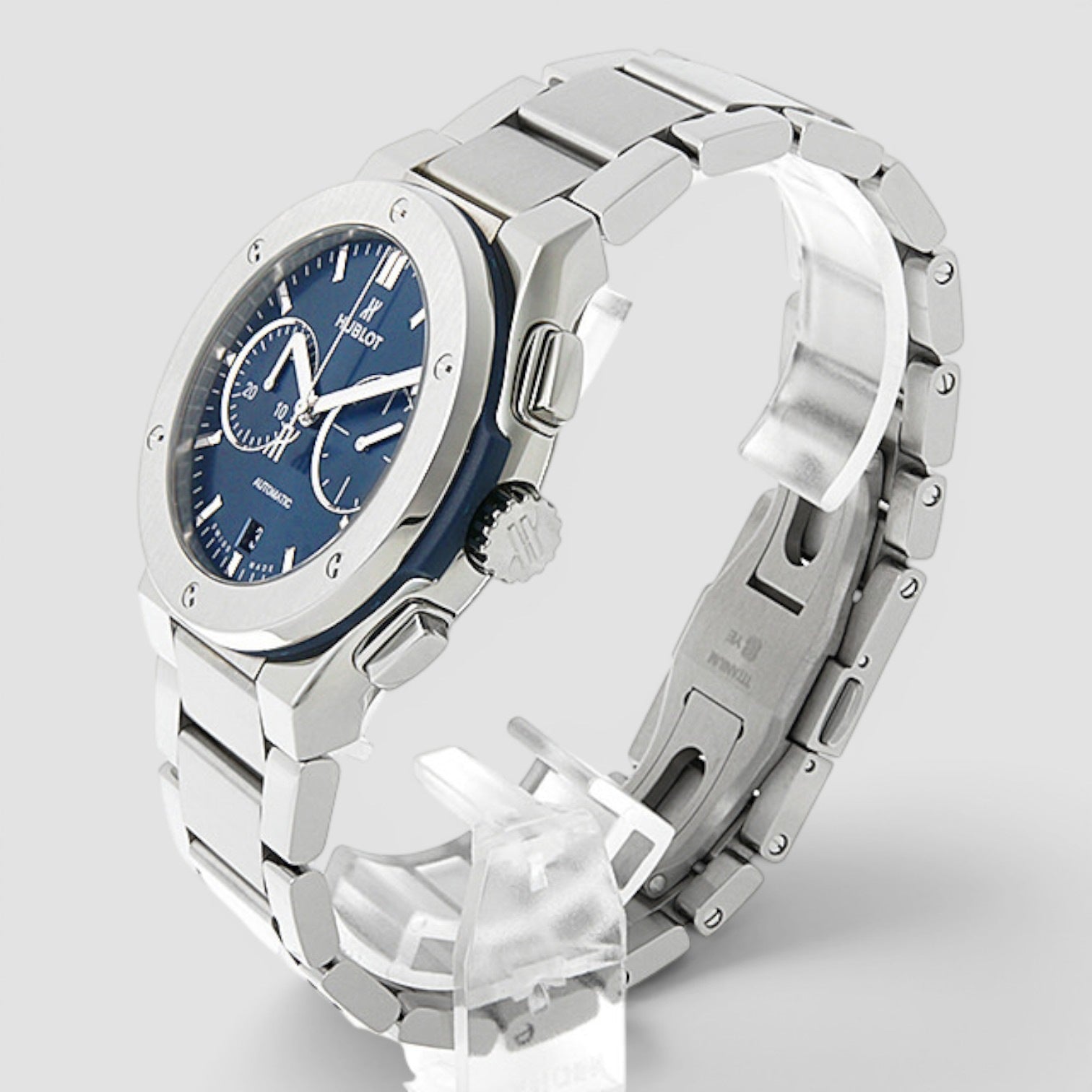Classic Fusion Chronograph 42mm Blue Titanium