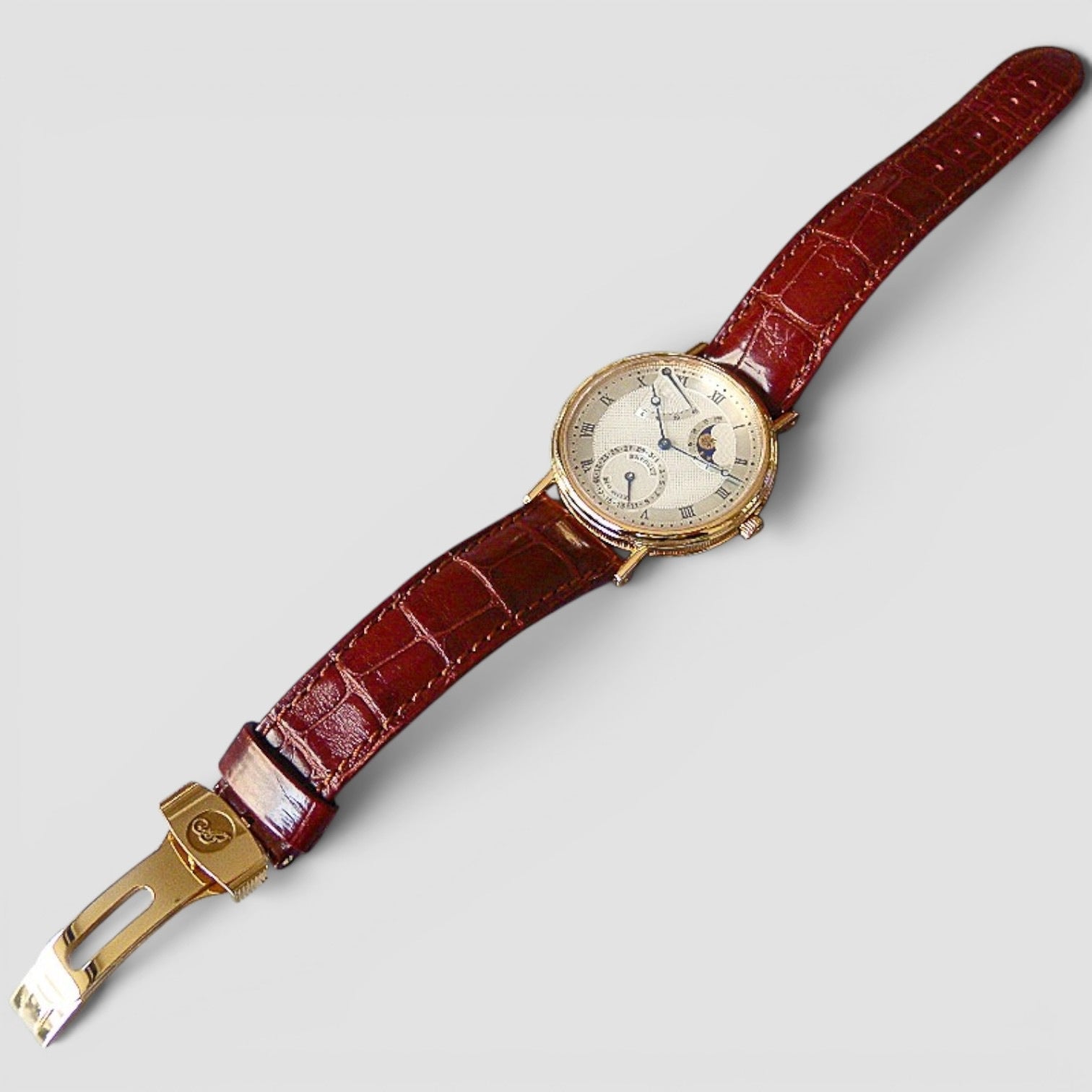Classique 36mm 18K Yellow Gold Guilloché Dial