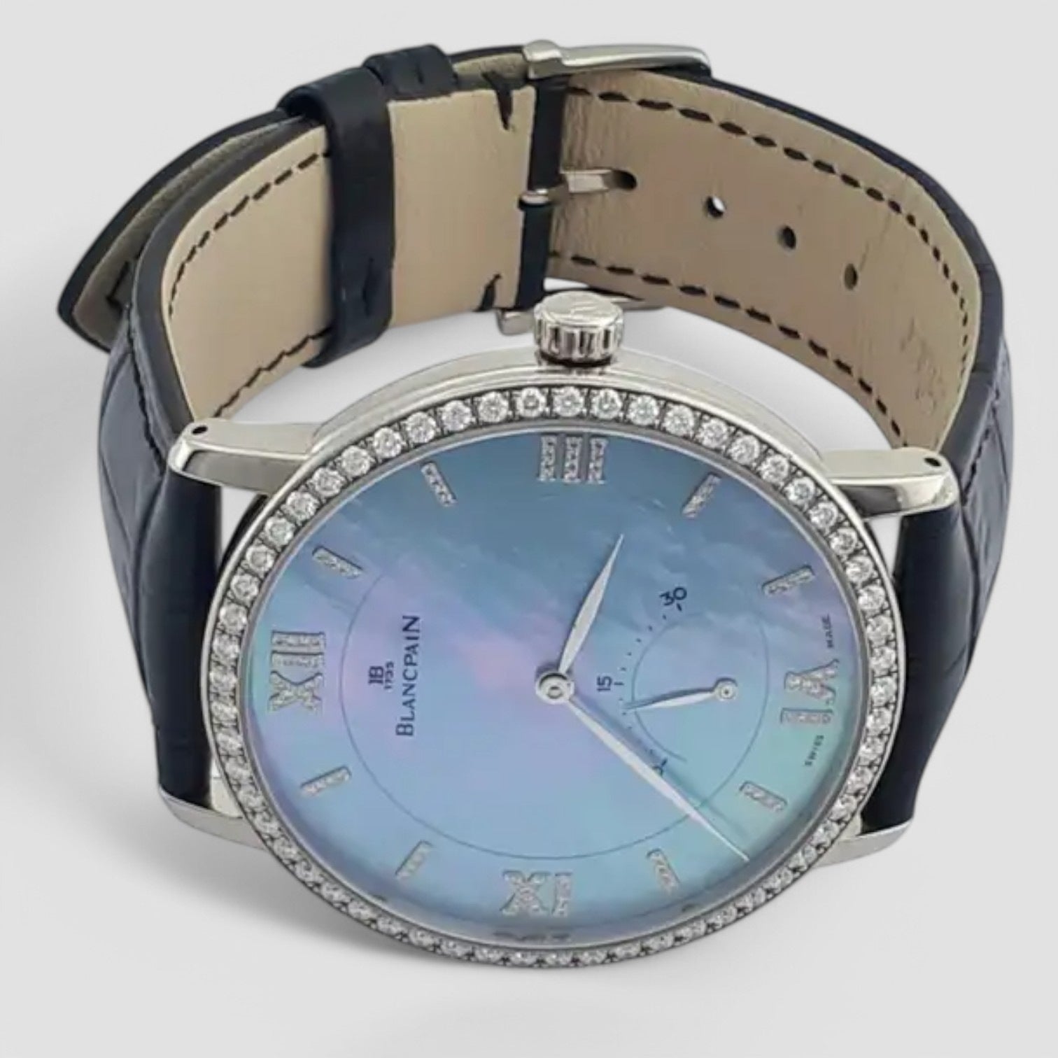 Villeret Ultra-Slim Ladies Retrograde 40mm