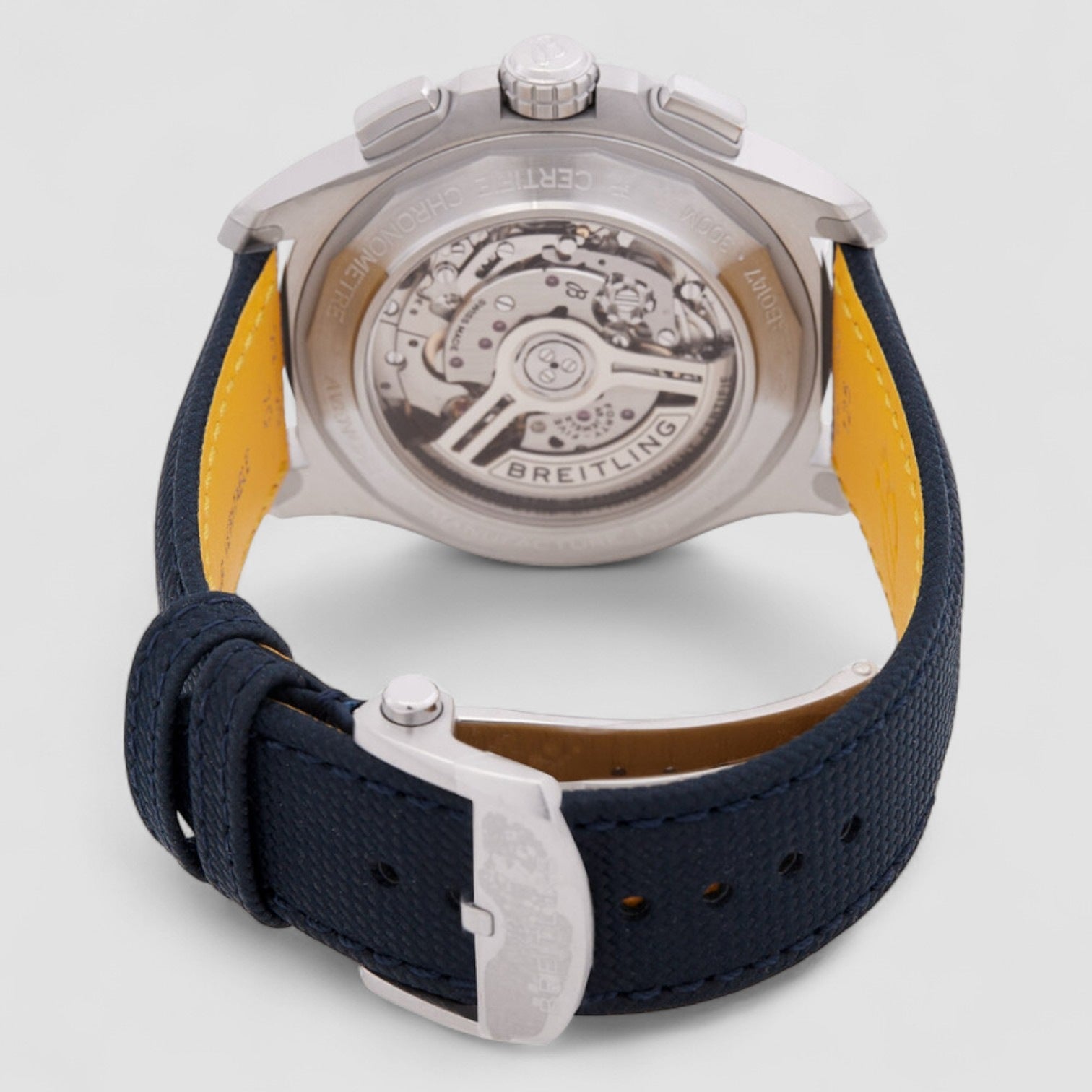 Avenger B01 Chronograph 44