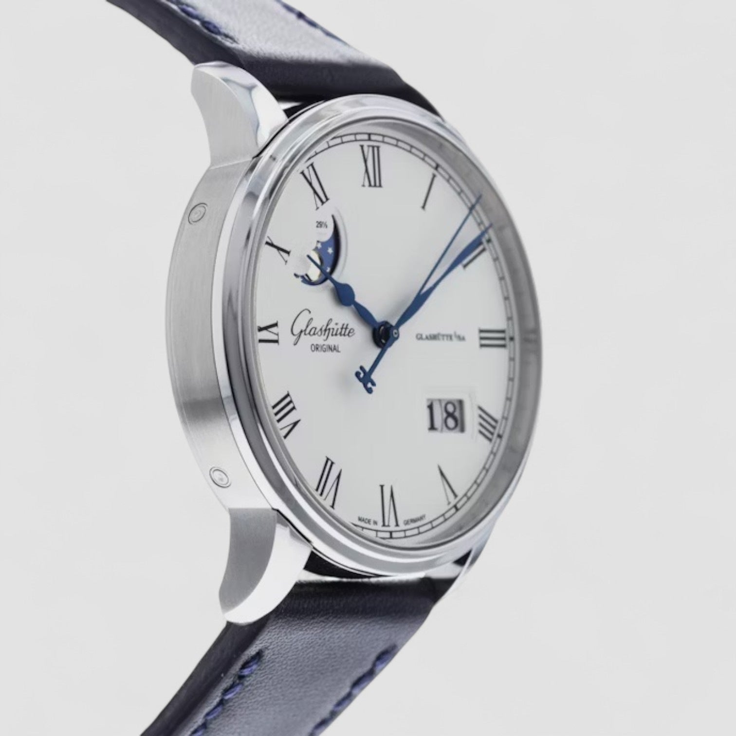 Senator Panorama Date Moon Phase