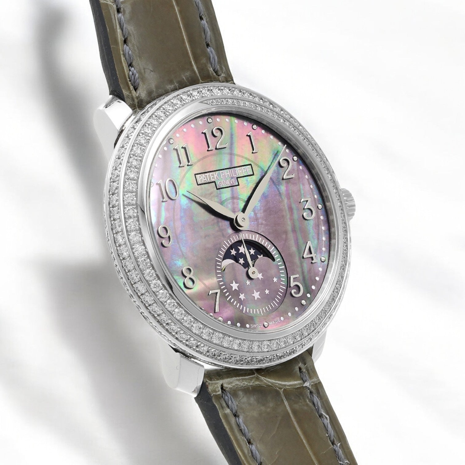 Complications Moonphase 4968 White Gold Black Mother of Pearl
