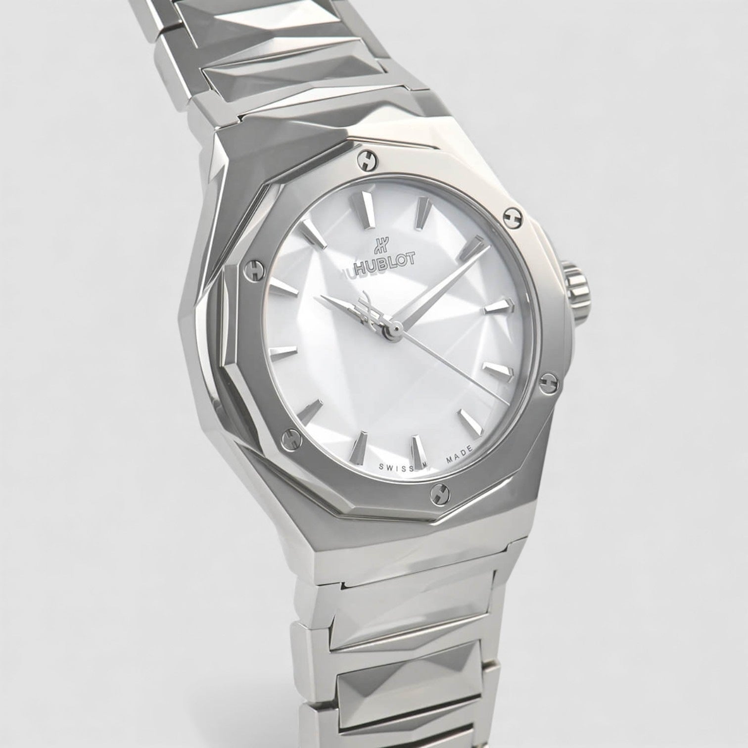 Classic Fusion Orlinski White