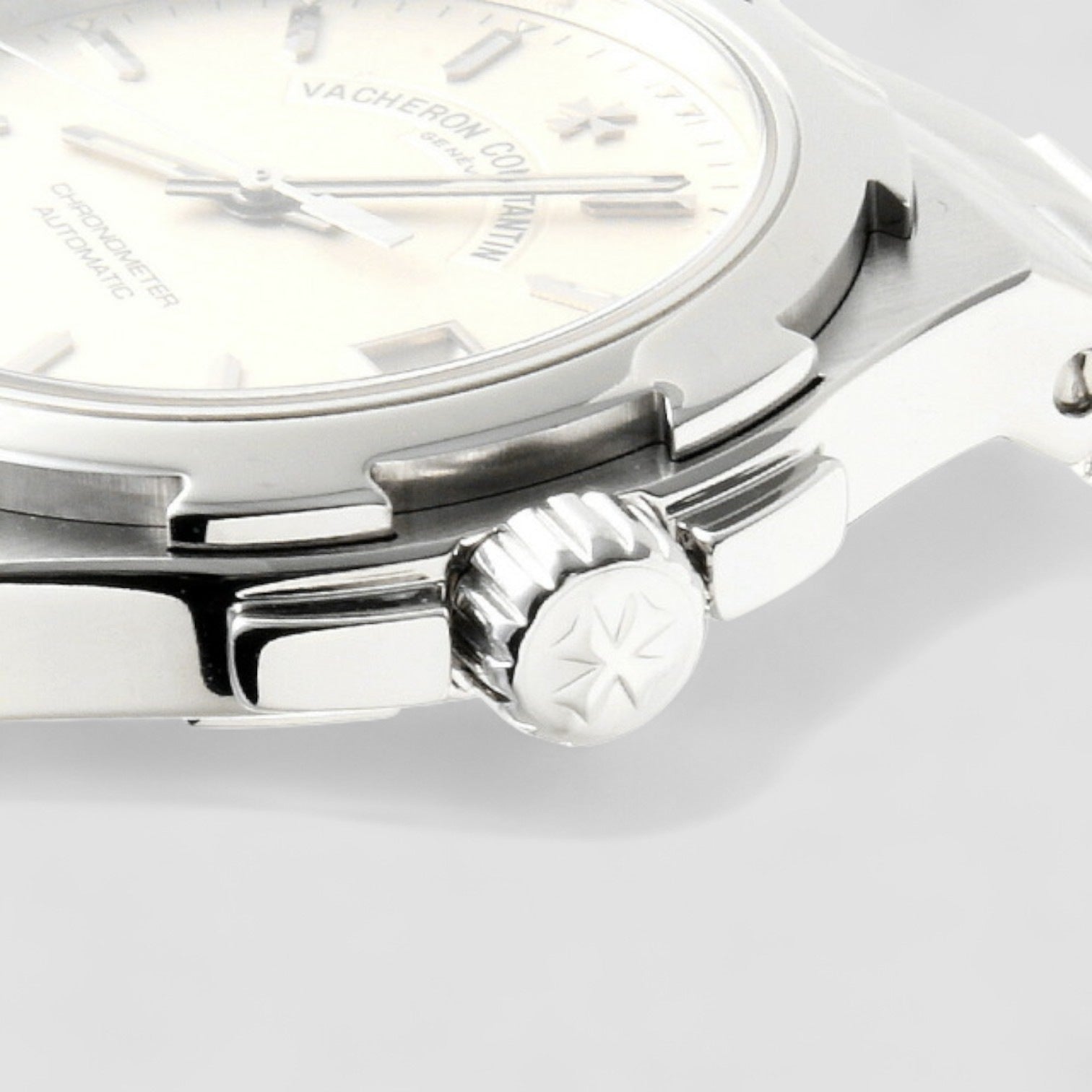 Overseas Automatic Sliver Dial