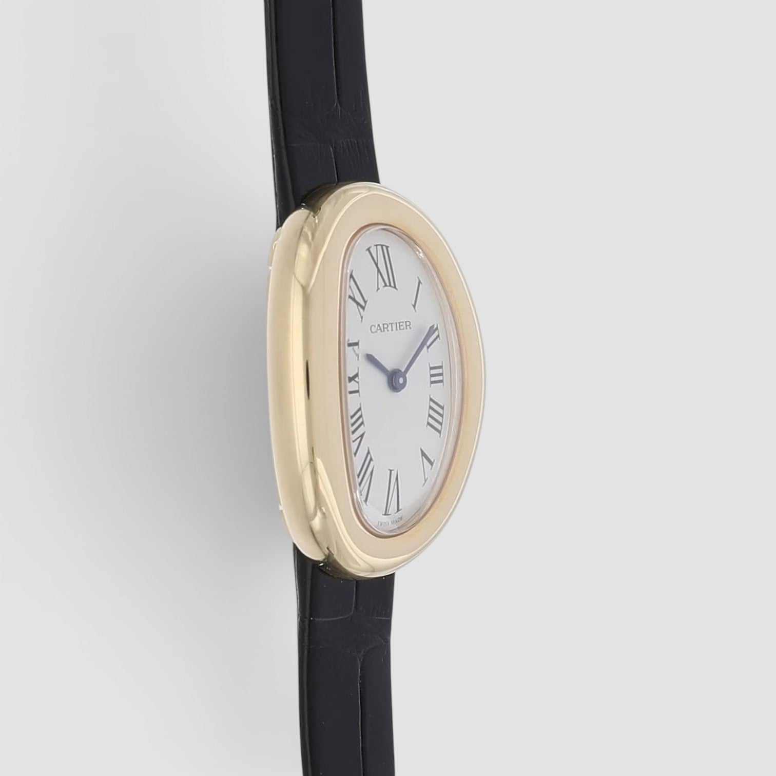 Baignoire de Cartier 31 x 23mm 18K Yellow Gold White Dial