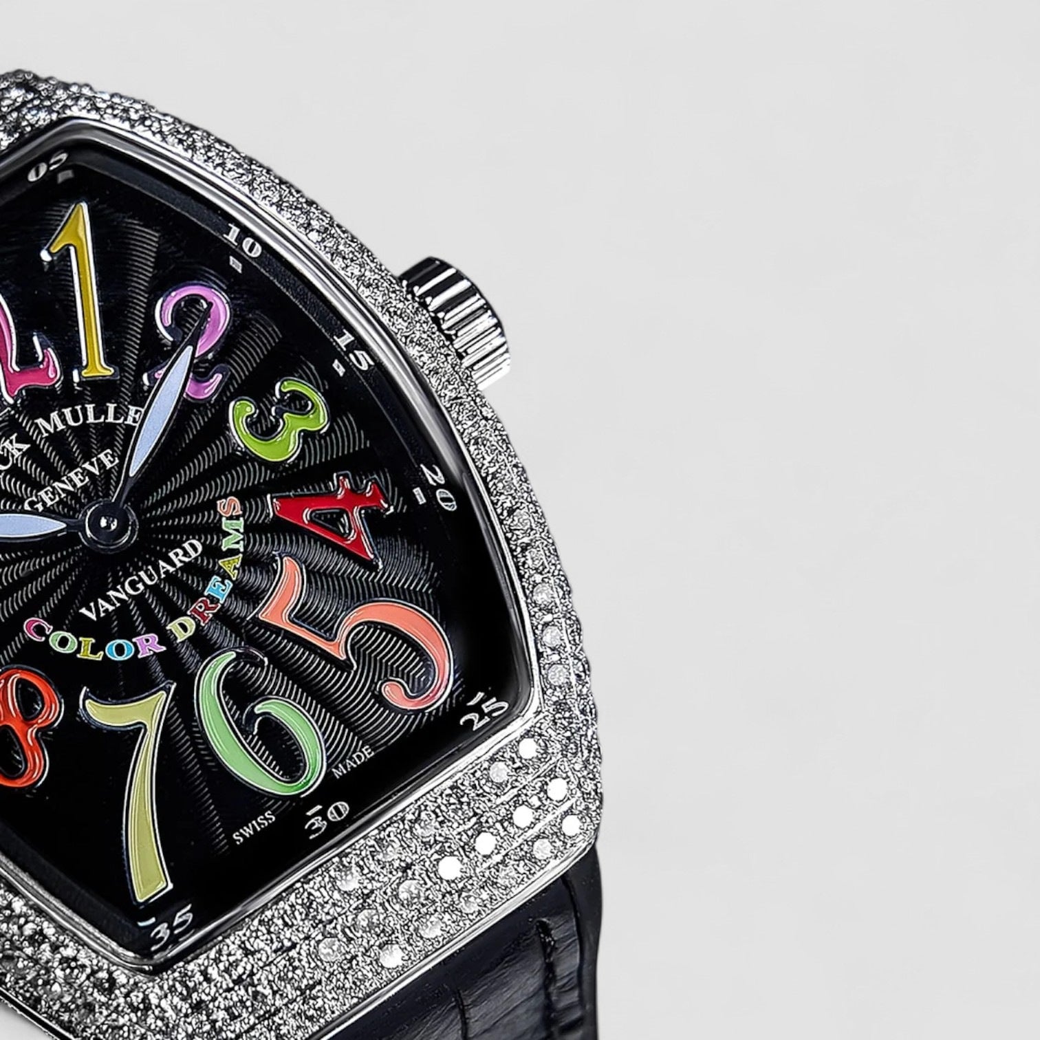 Vanguard Lady 32mm - Black "Color Dreams" Dial