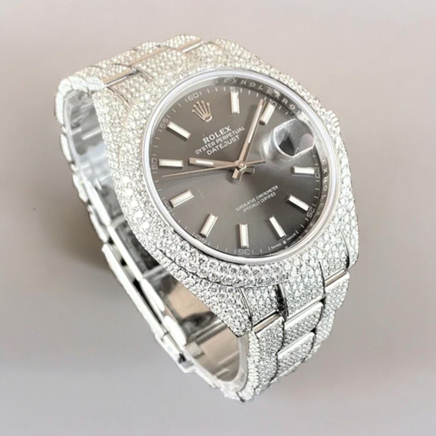 Datejust 41 Full Iced out – Diamonds – Grey Dial – Oyster