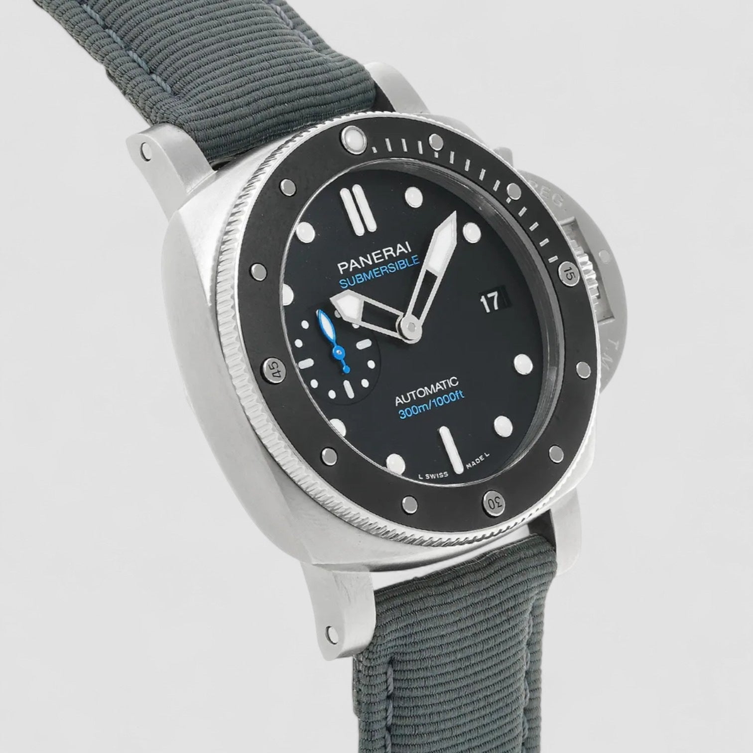 Luminor Submersible 42 3 Days Automatic SS Black Dial