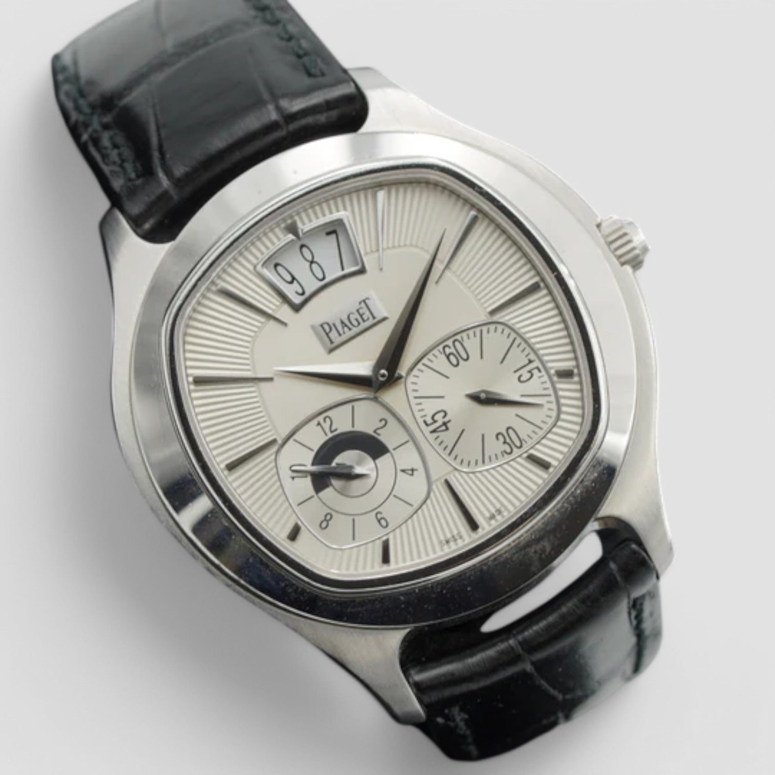 Emperador Coussin Description White Gold 42mm
