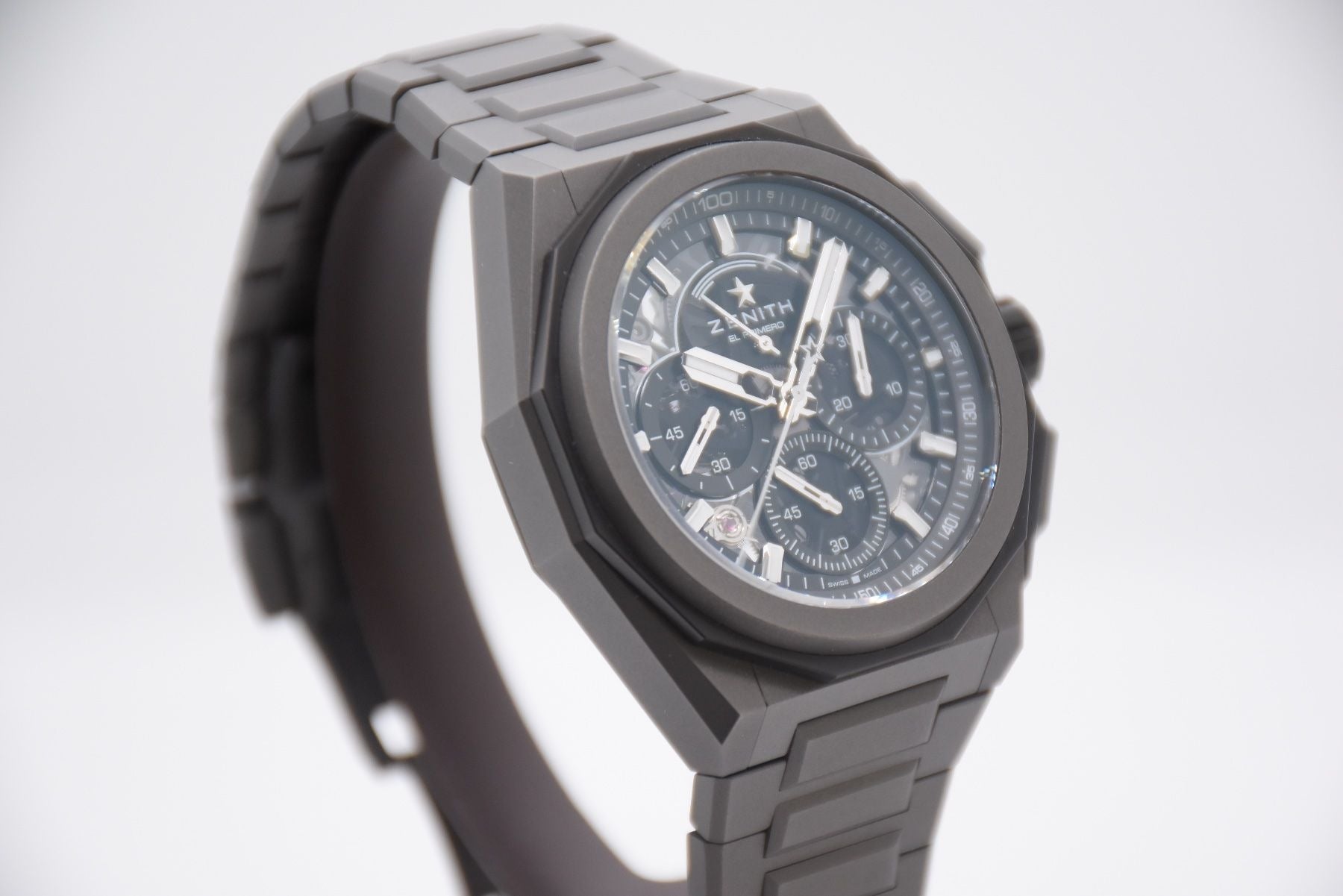 Defy Extreme Titanium