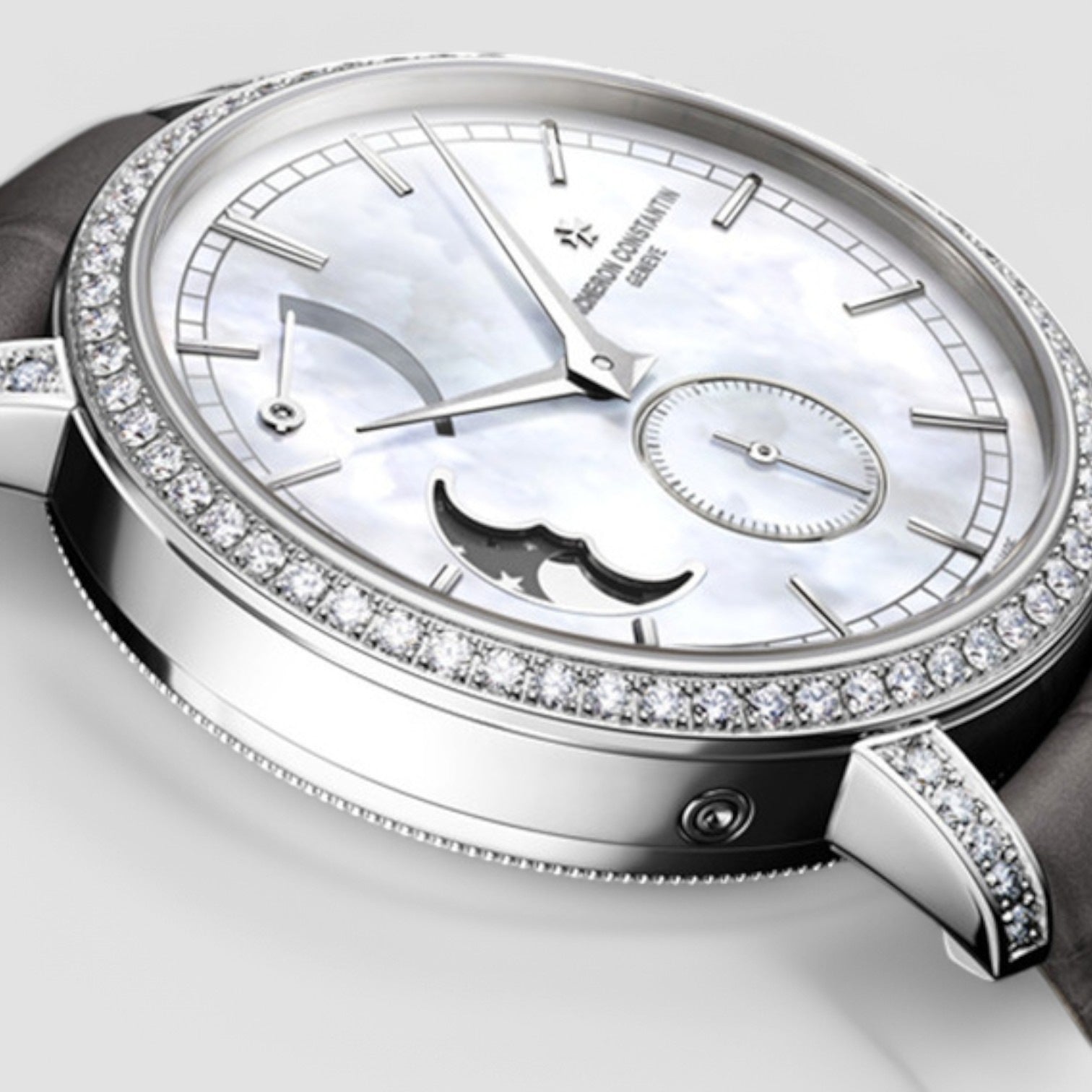 Traditionnelle Moon Phase Small Model Watch