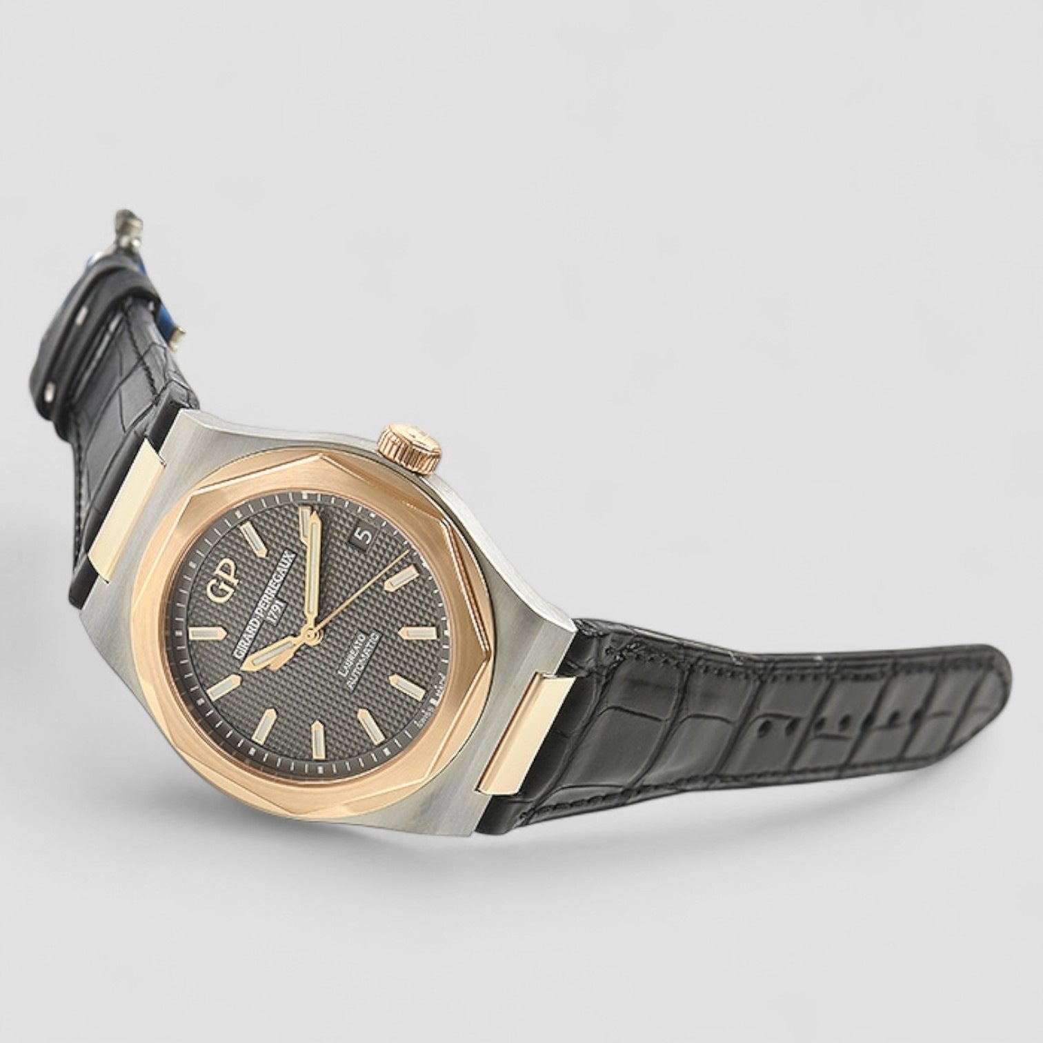 Laureato Automatic 42mm Titanium / 18k Rose Gold