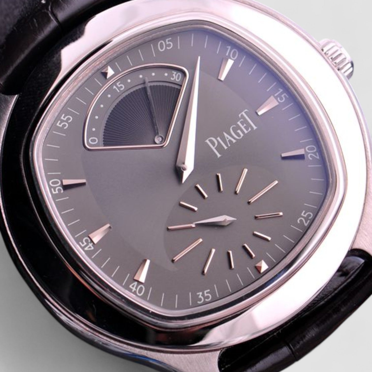 Black Tie 18k White Gold 42mm