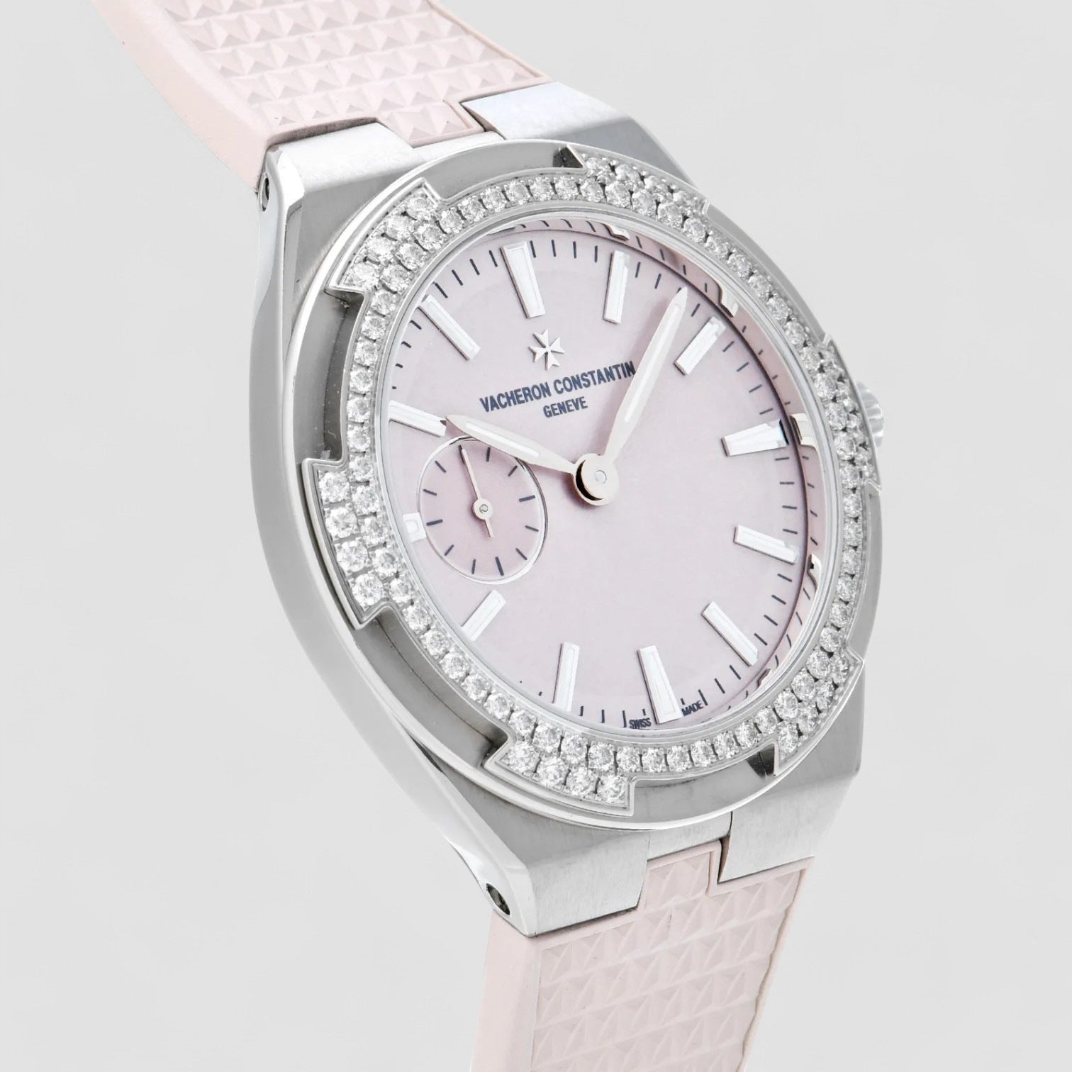 Ladies Overseas with Diamond Bezel 2022