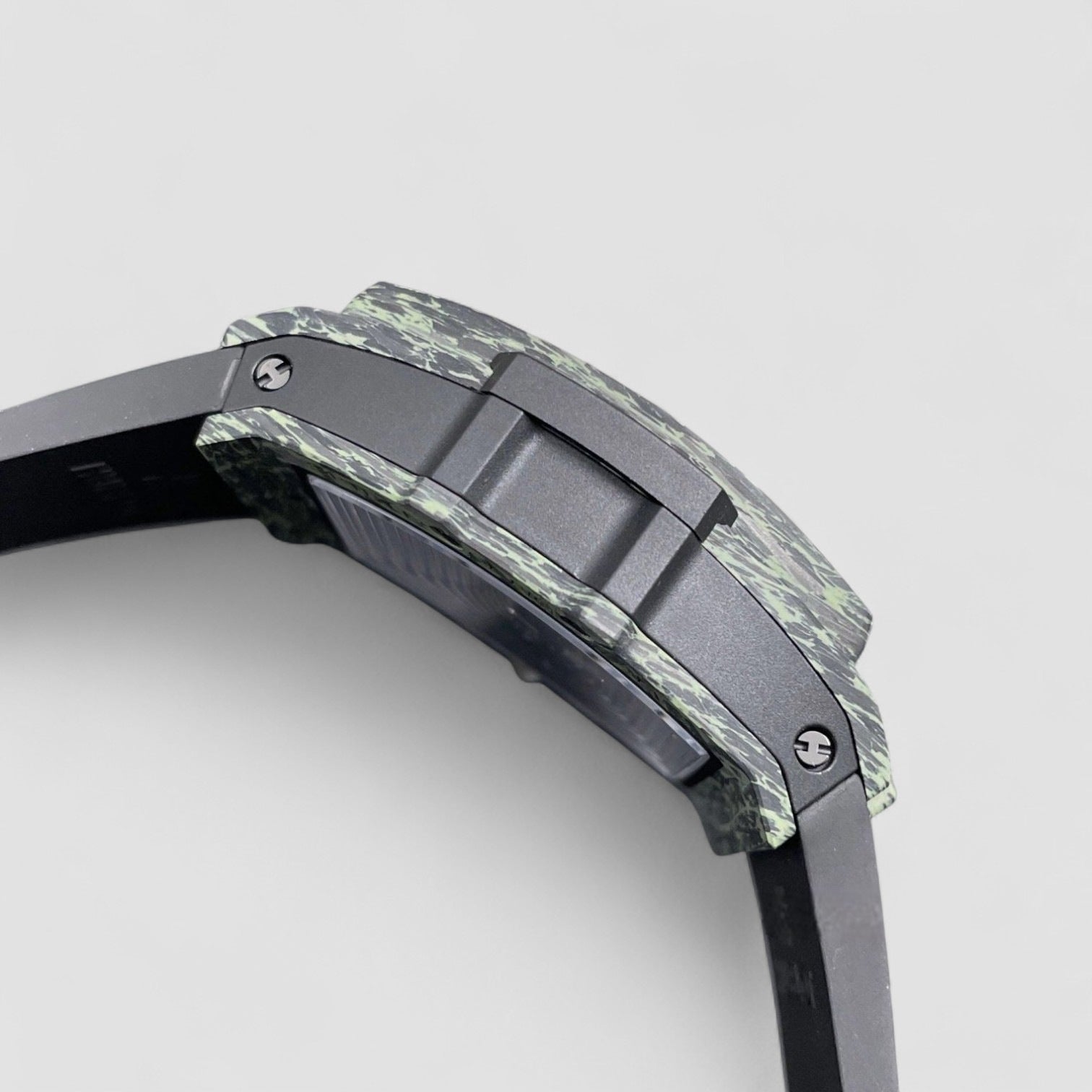 Spirit of Big Bang Carbon Camouflage 42mm