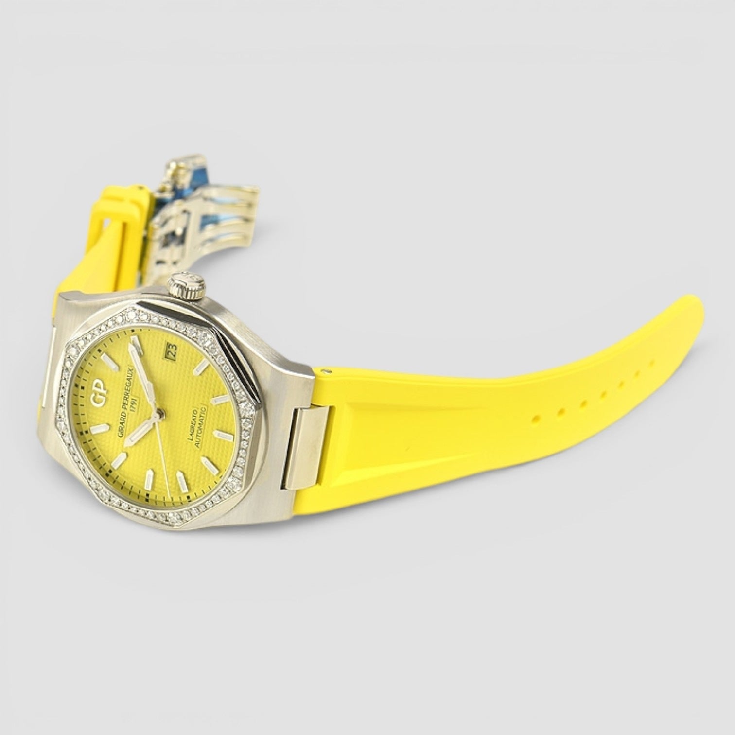 Laureato 38mm Stainless Steel Diamond Dial Yellow Accent