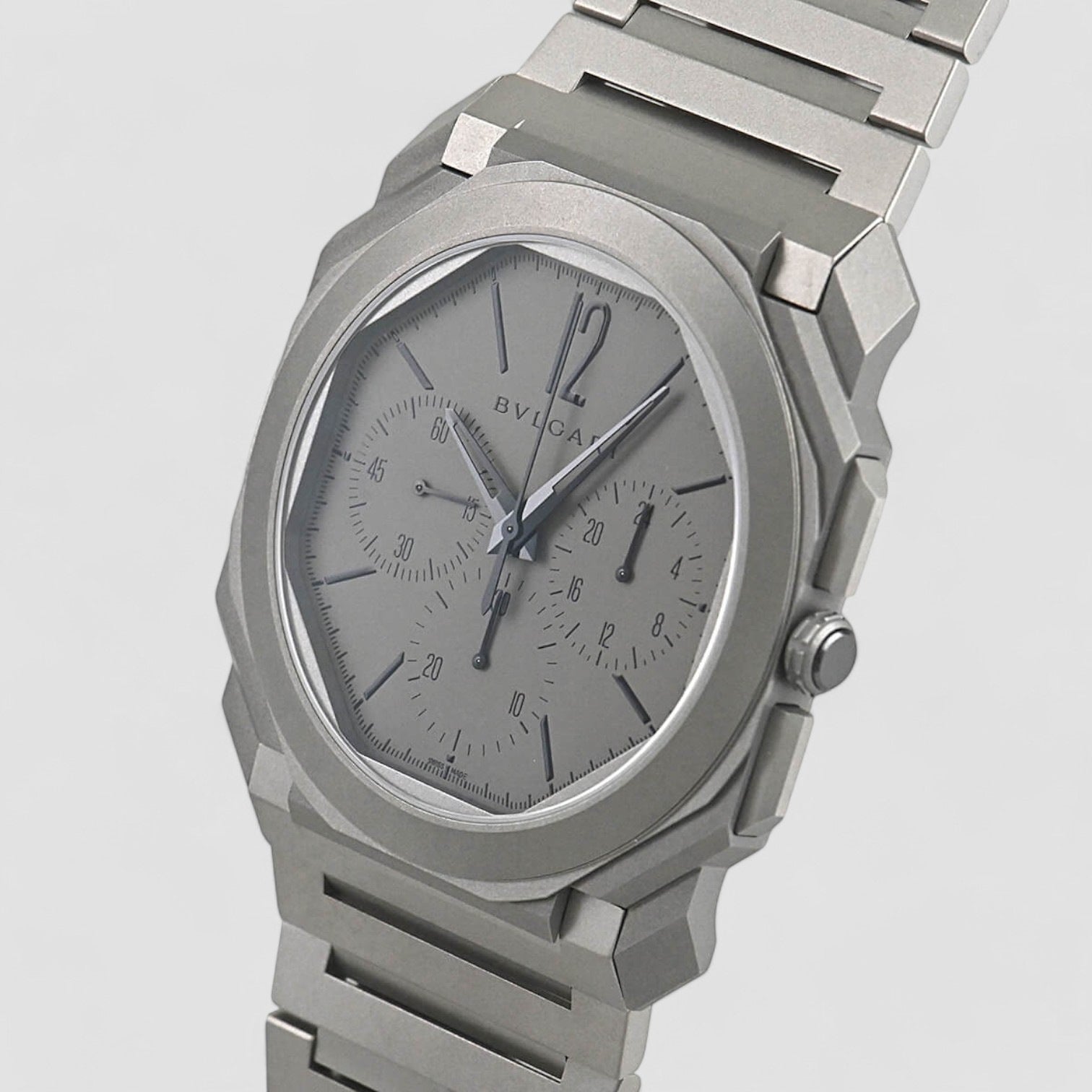 Octo Finissimo Chronograph GMT Titanium Grey / Black 42MM