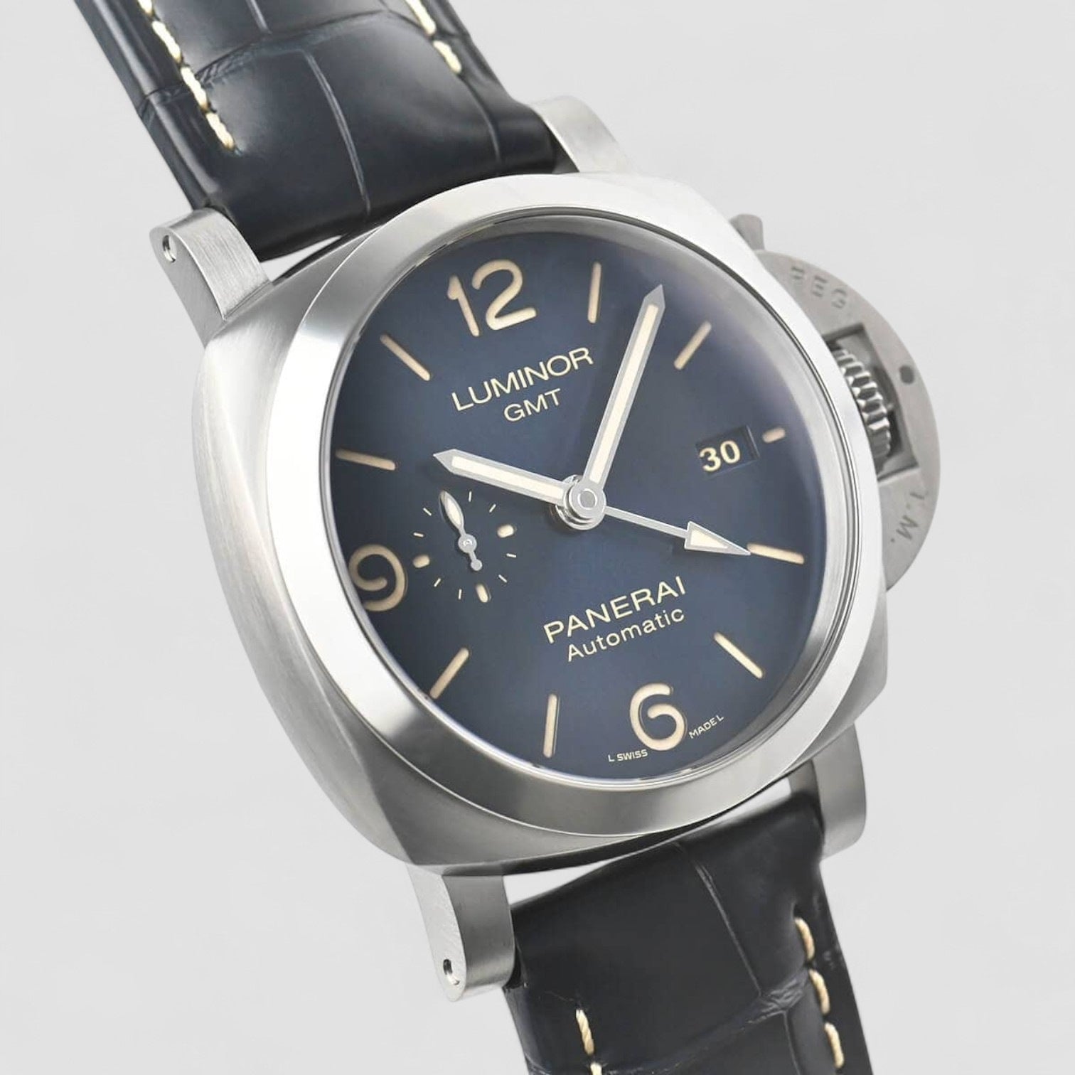 Luminor Gmt