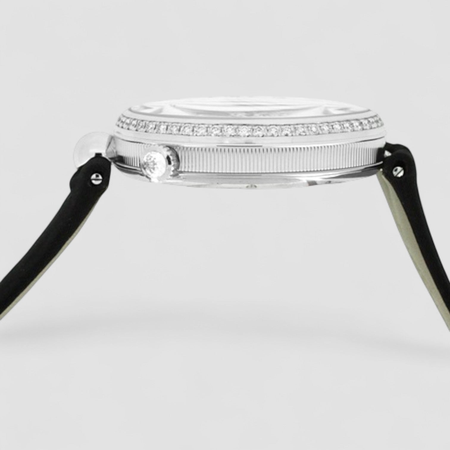 Reine De Naples Mother of Pearl Dial Diamond Automatic Ladies Watch