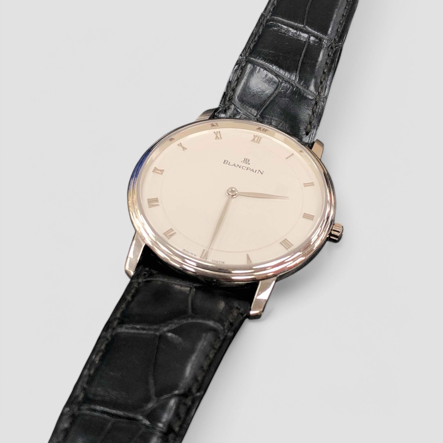 Ultra Slim Automatic 40mm Mens Watch
