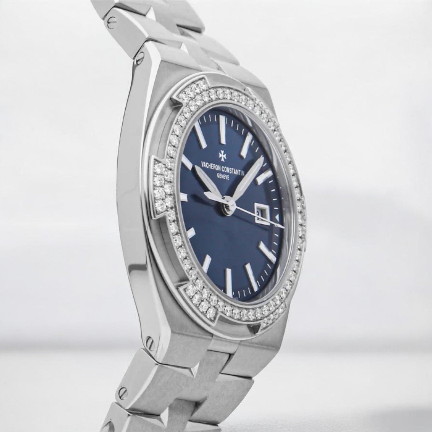 Overseas Quartz Steel Blue Dial Diamond Bezel