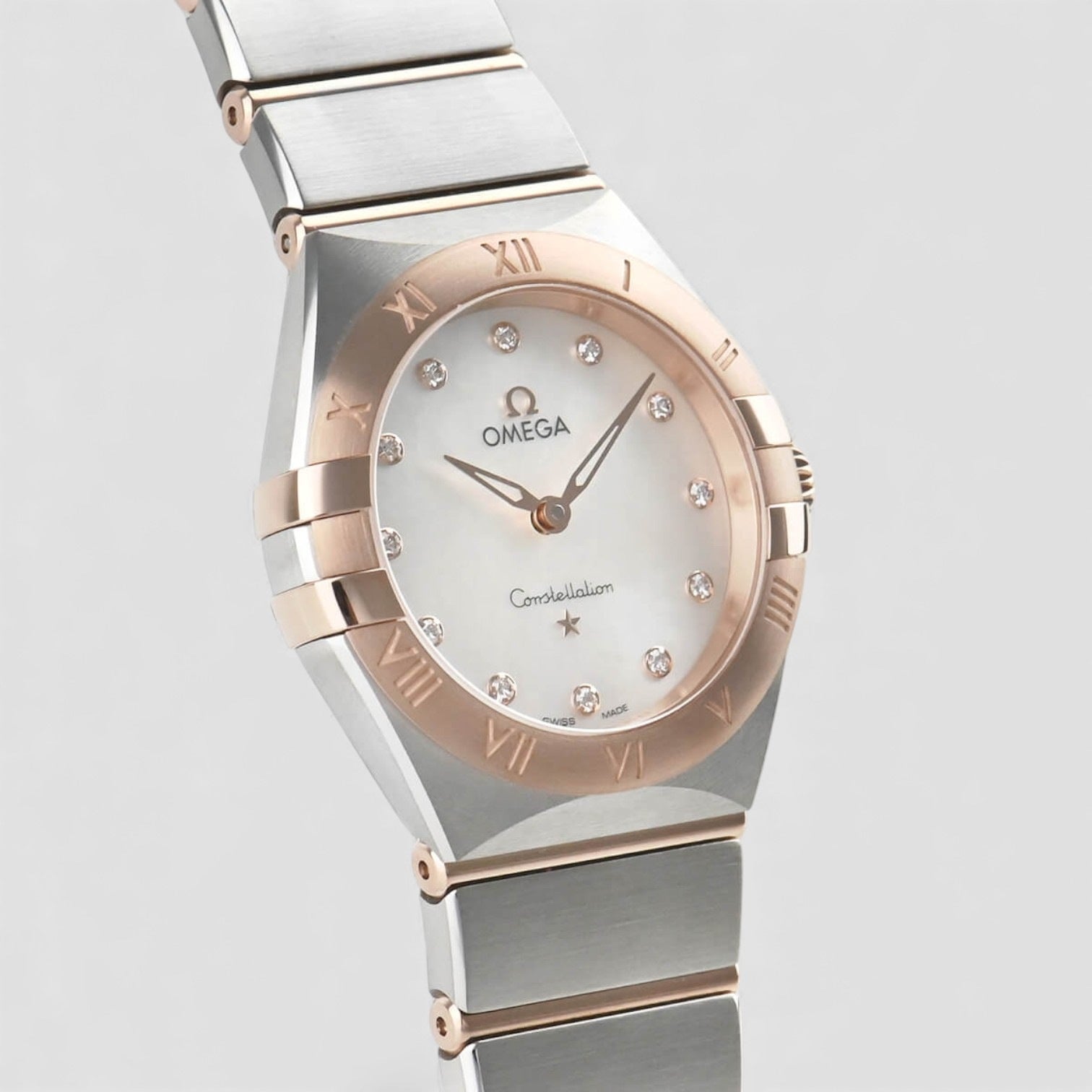 Constellation Manhattan Quartz