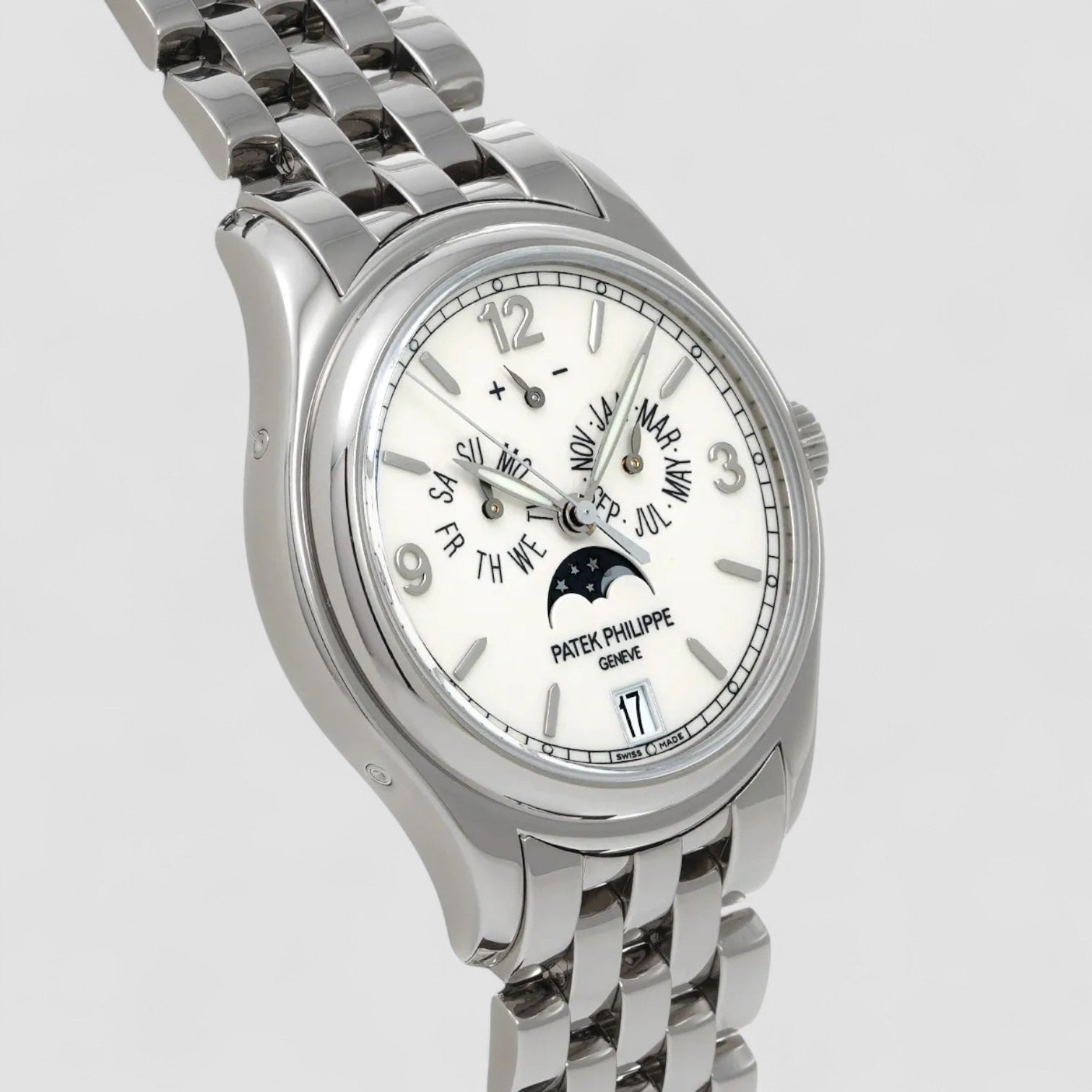 Annual Calendar 18k White Gold Porcelain Dial Bracelet Description