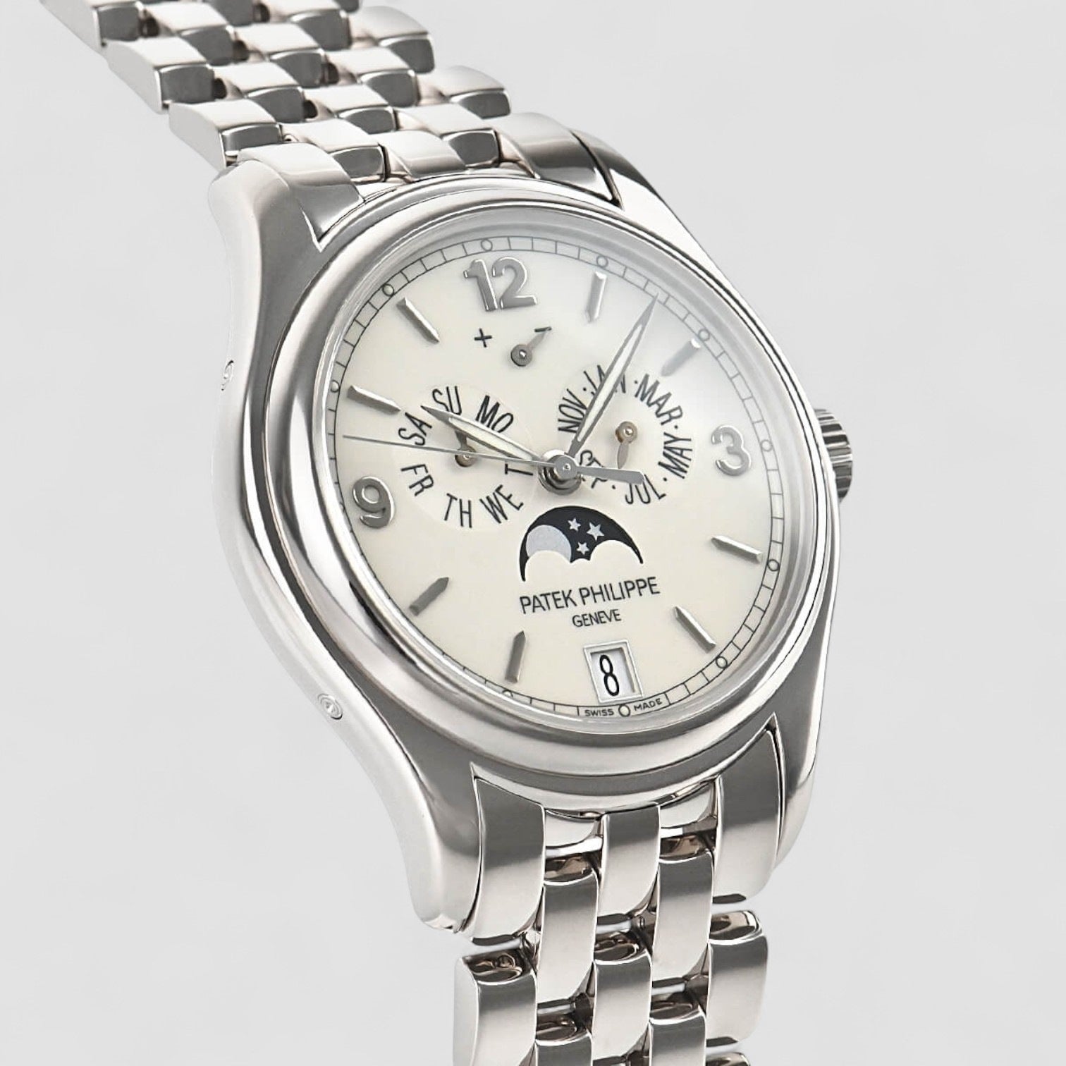 Annual Calendar 18k White Gold Porcelain Dial Bracelet