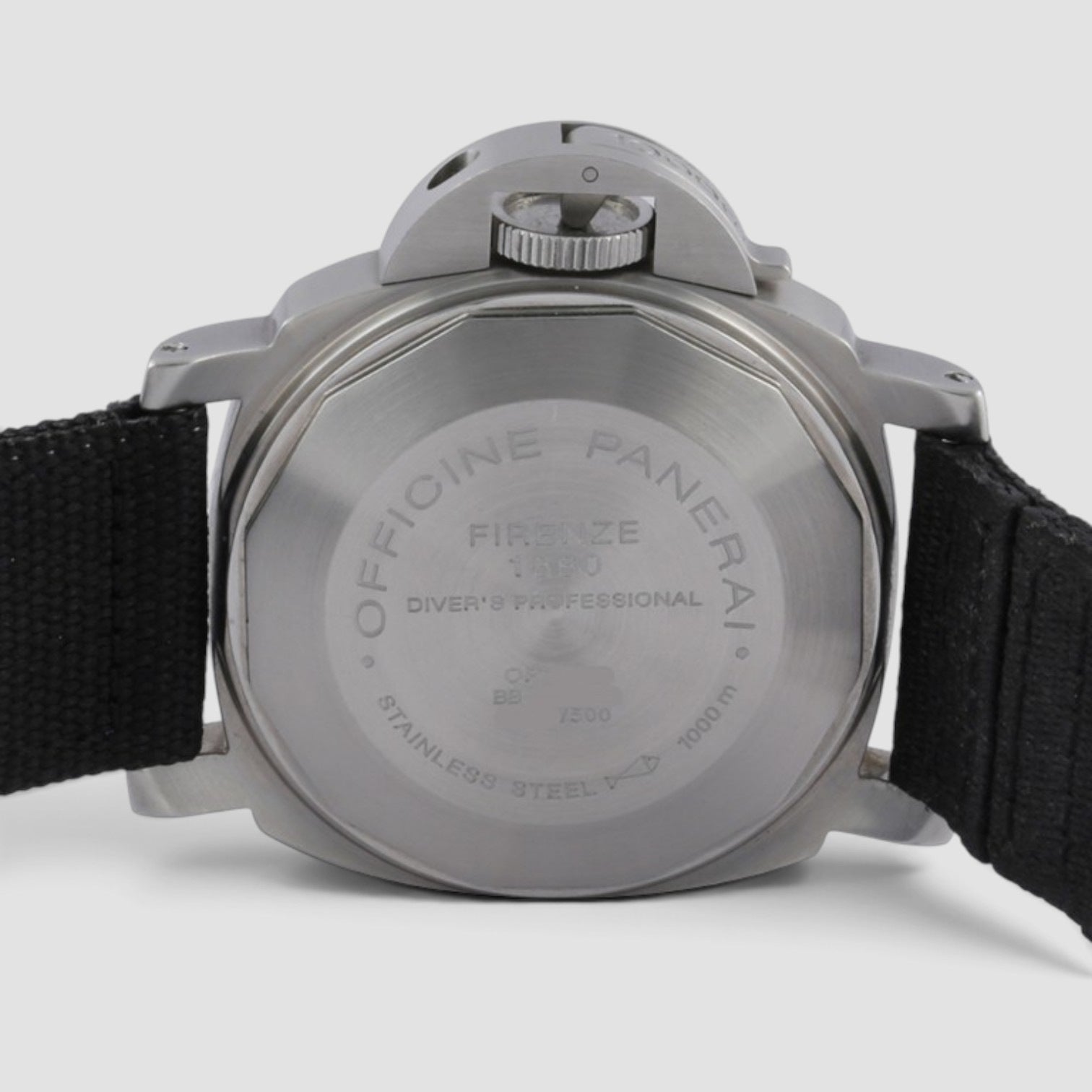 Luminor Submersible