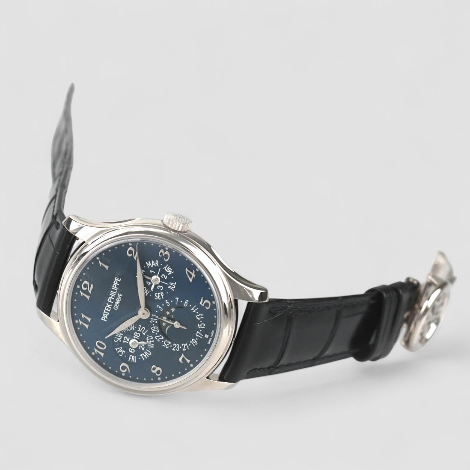 Perpetual Calendar 5327G 18K White Gold / Blue Dial