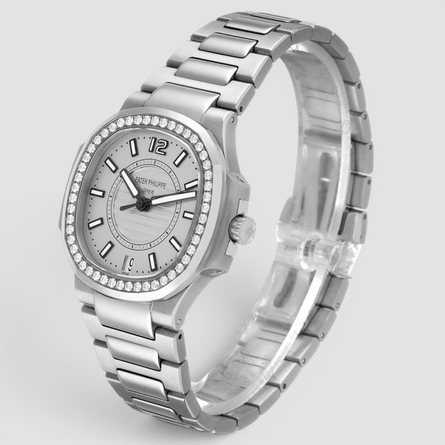 Nautilus Ladies 34mm Stainless Steel Diamond Bezel
