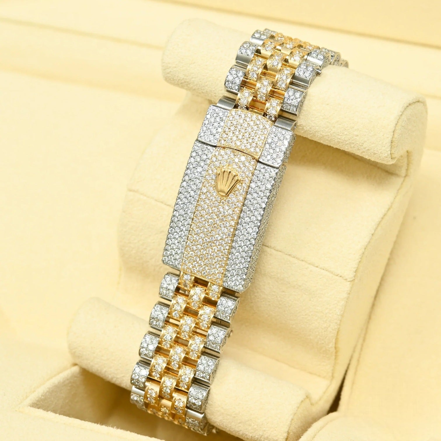 DATEJUST 41MM - BLACK JUBILEE FLUTED ICED out