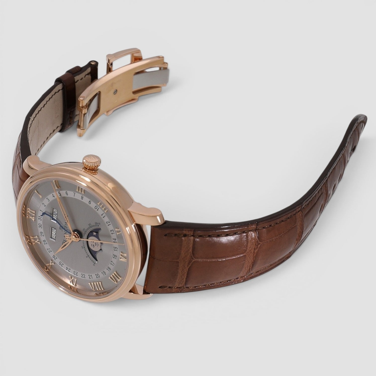 Villeret Quantième Complet 40mm Rose Gold Grey Dial