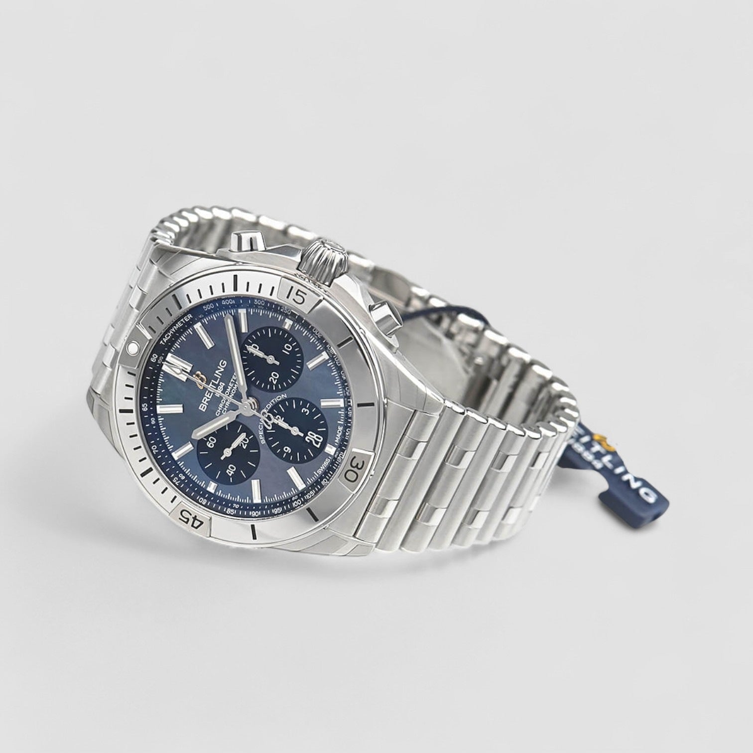 Chronomat B01 42 Japan