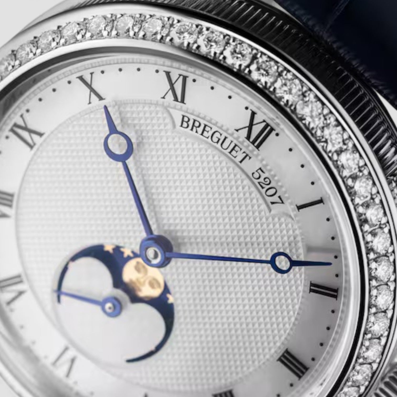 Classique Automatic Moonphase 30mm Ladies Watch