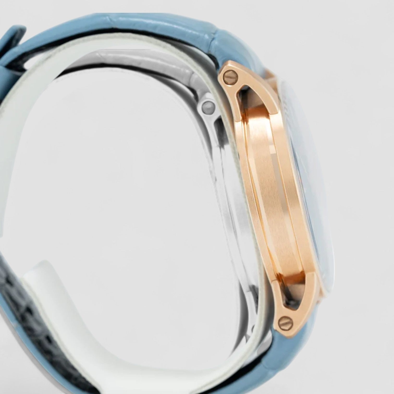 Code 11.59 Selfwinding Pink Gold 38mm
