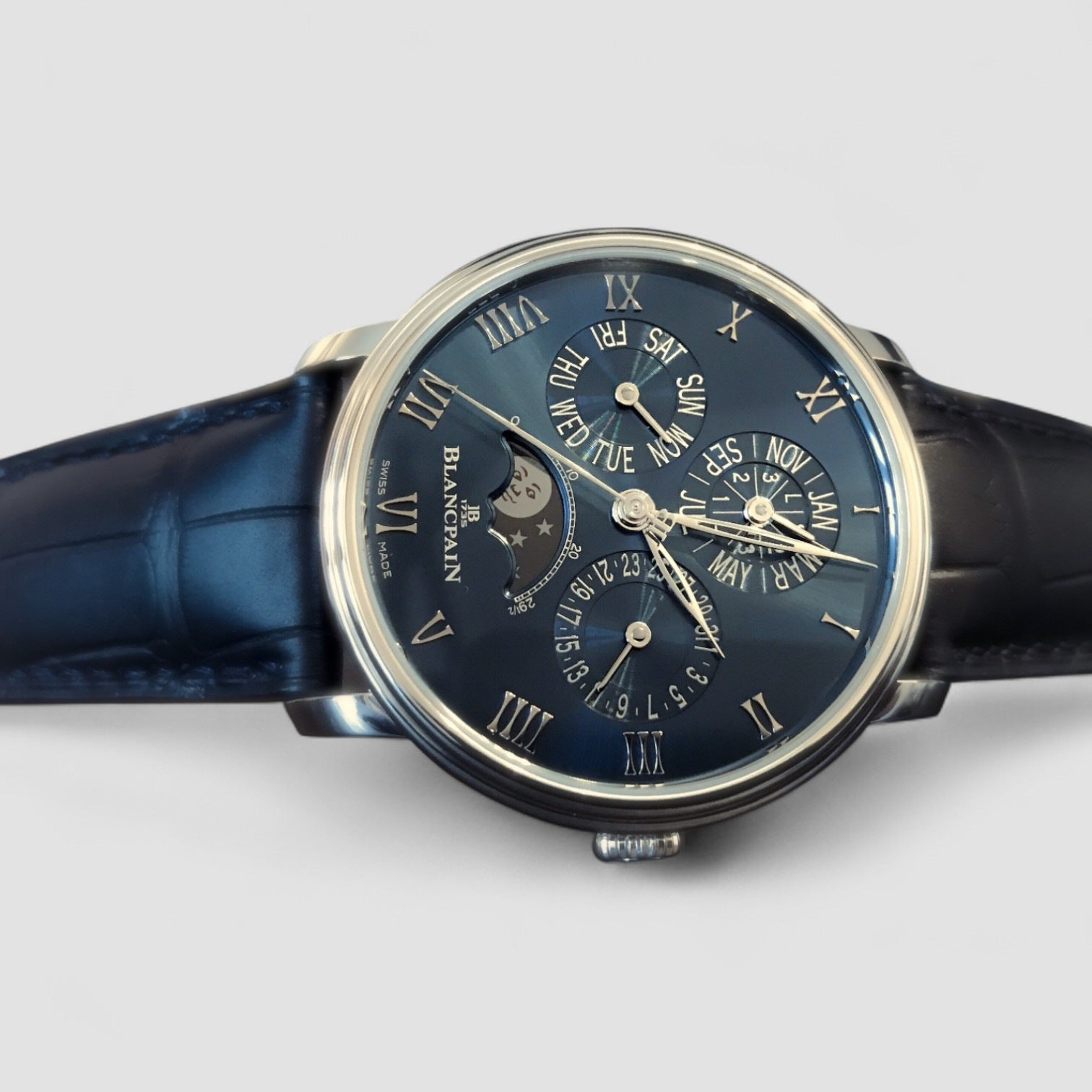 Quantieme Perpetuel Blue Dial 40mm