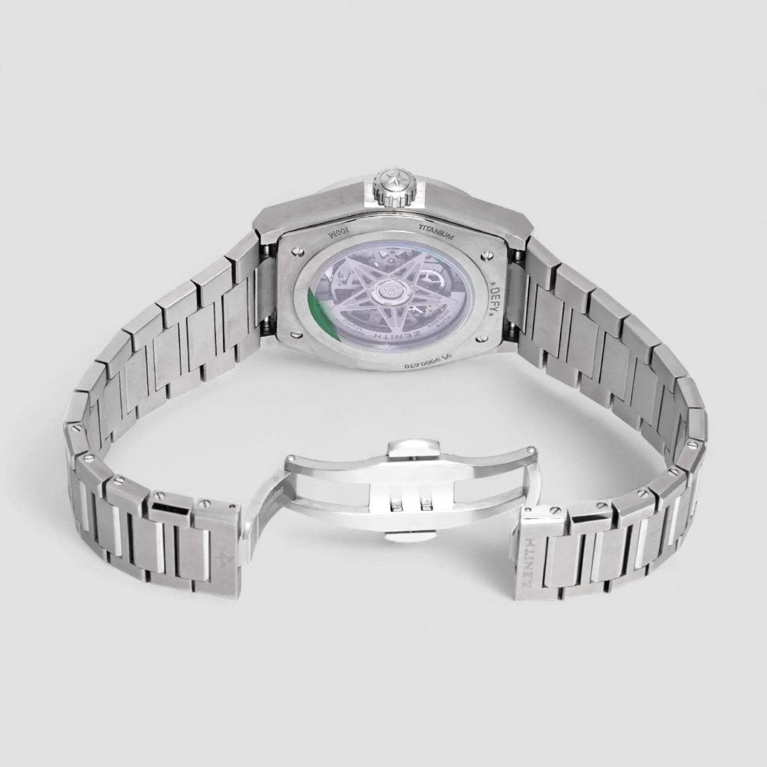 Defy Classic Titanium 41mm