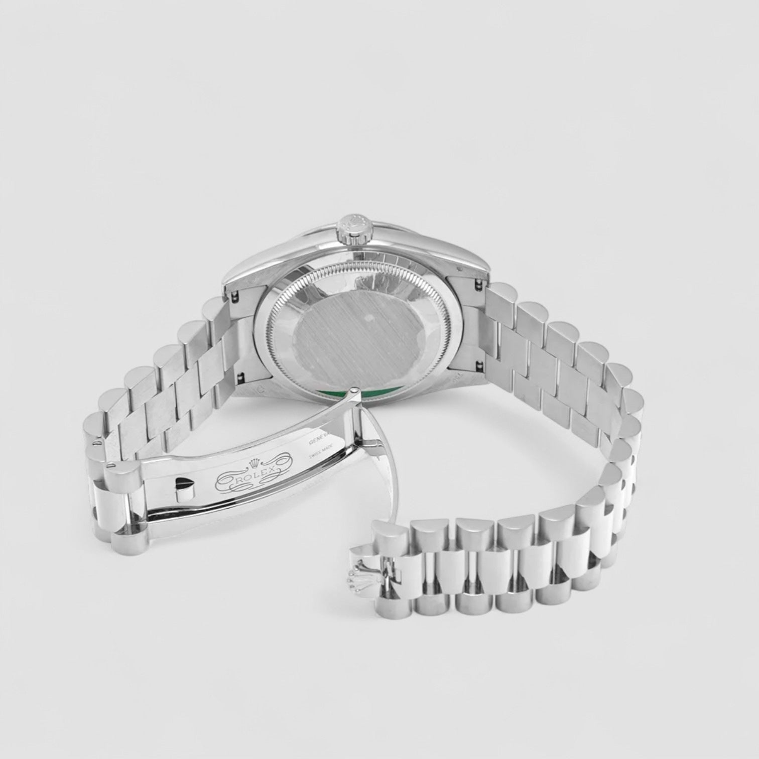 White Gold President Blue Waves