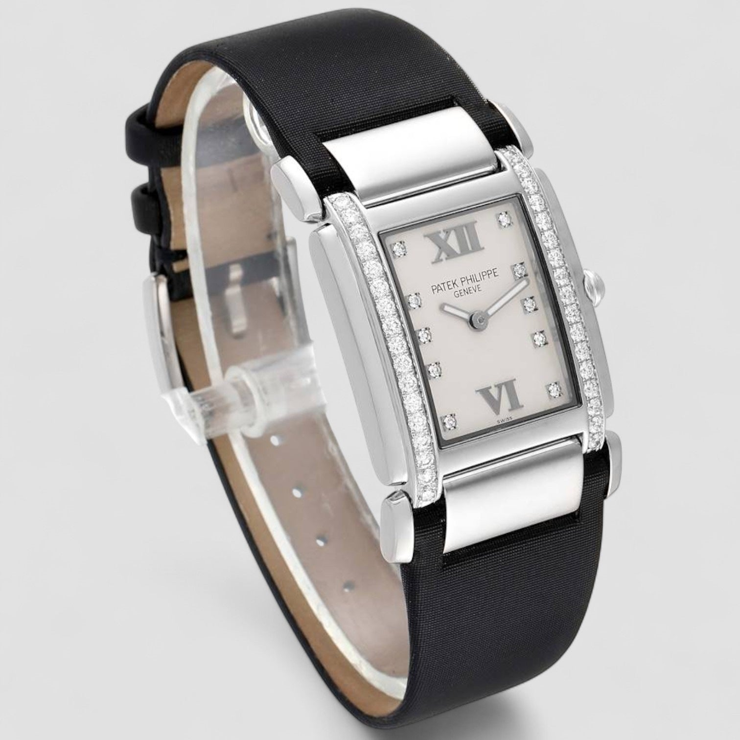 Twenty 4 White Gold / Satin