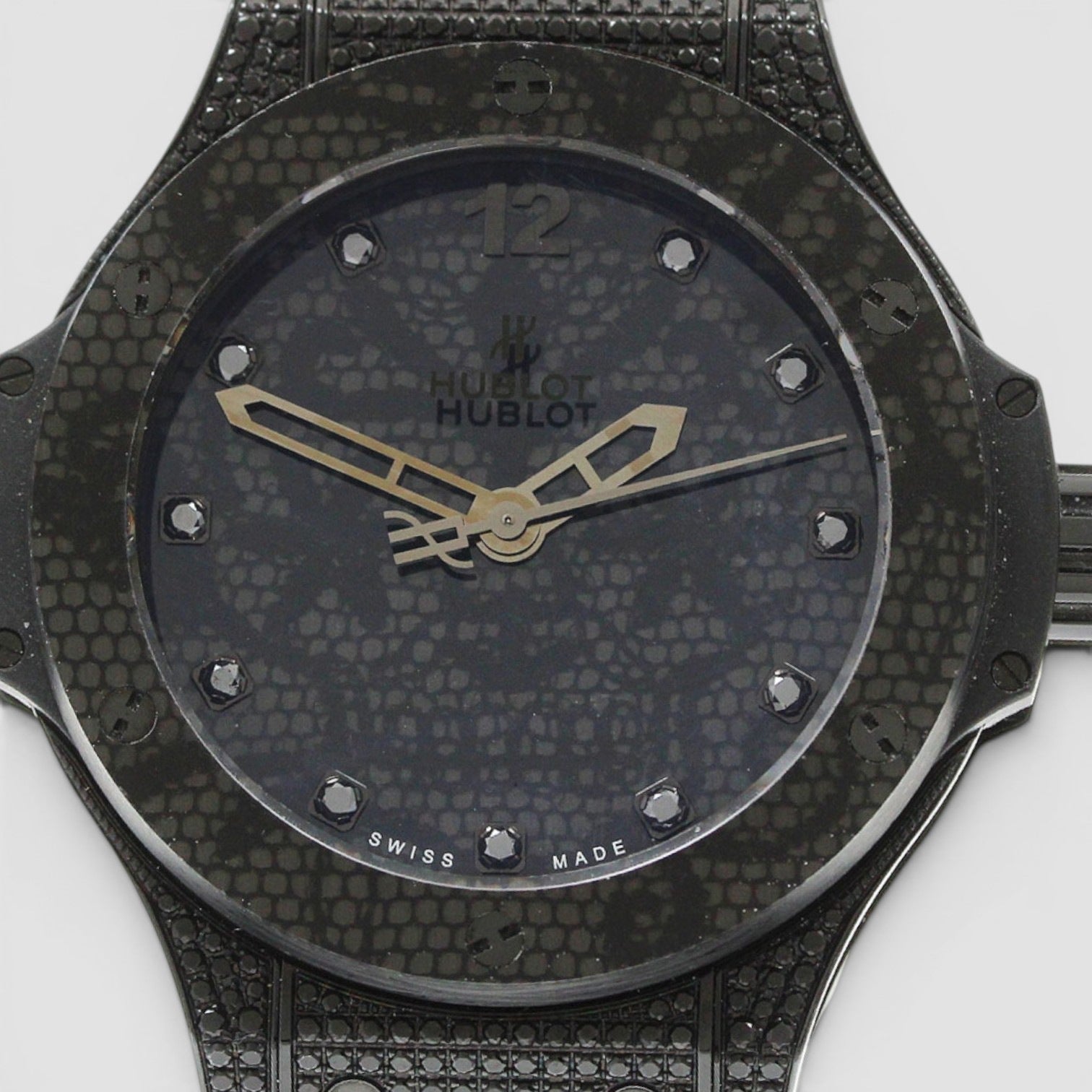 Big Bang Broderie All Black