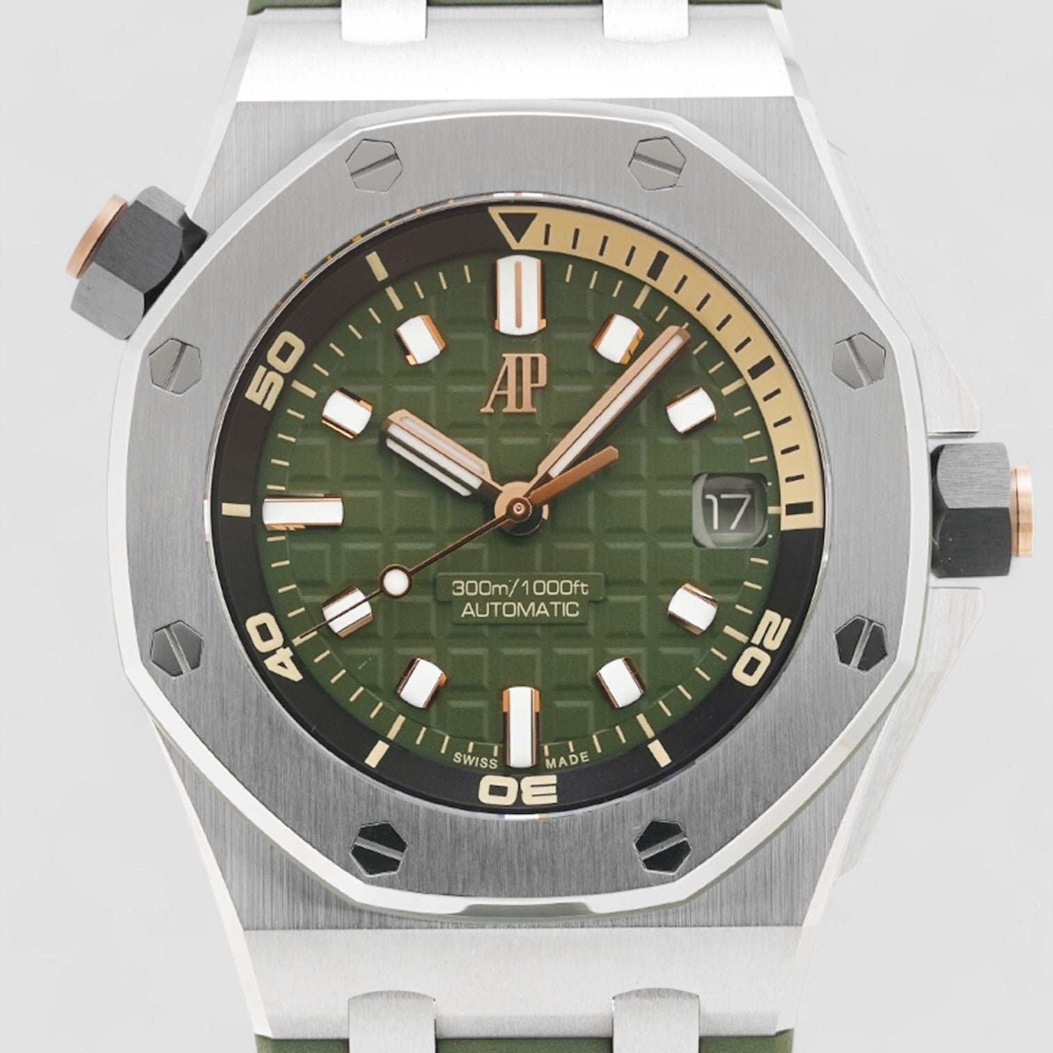Royal Oak Offshore 15720ST Diver Green Dial