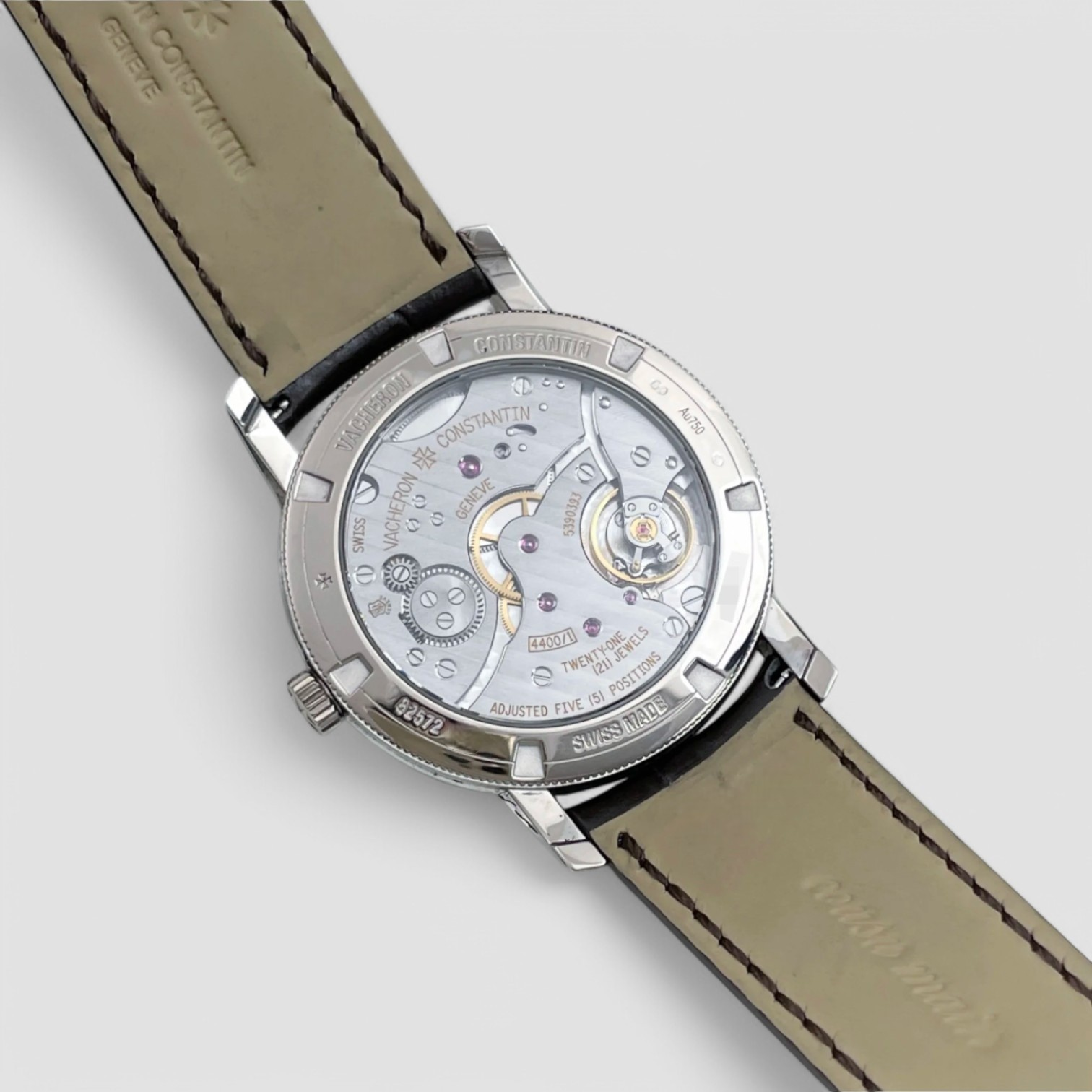 Traditionnelle Manual-Winding 18K White Gold Diamonds