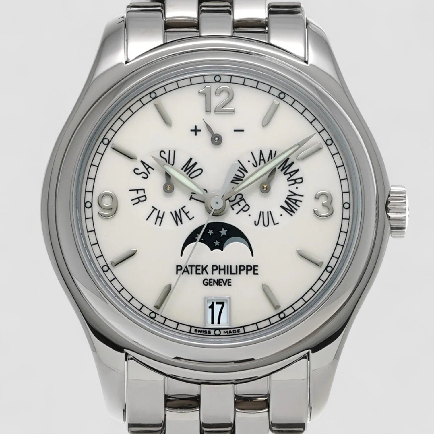 Annual Calendar 18k White Gold Porcelain Dial Bracelet Description