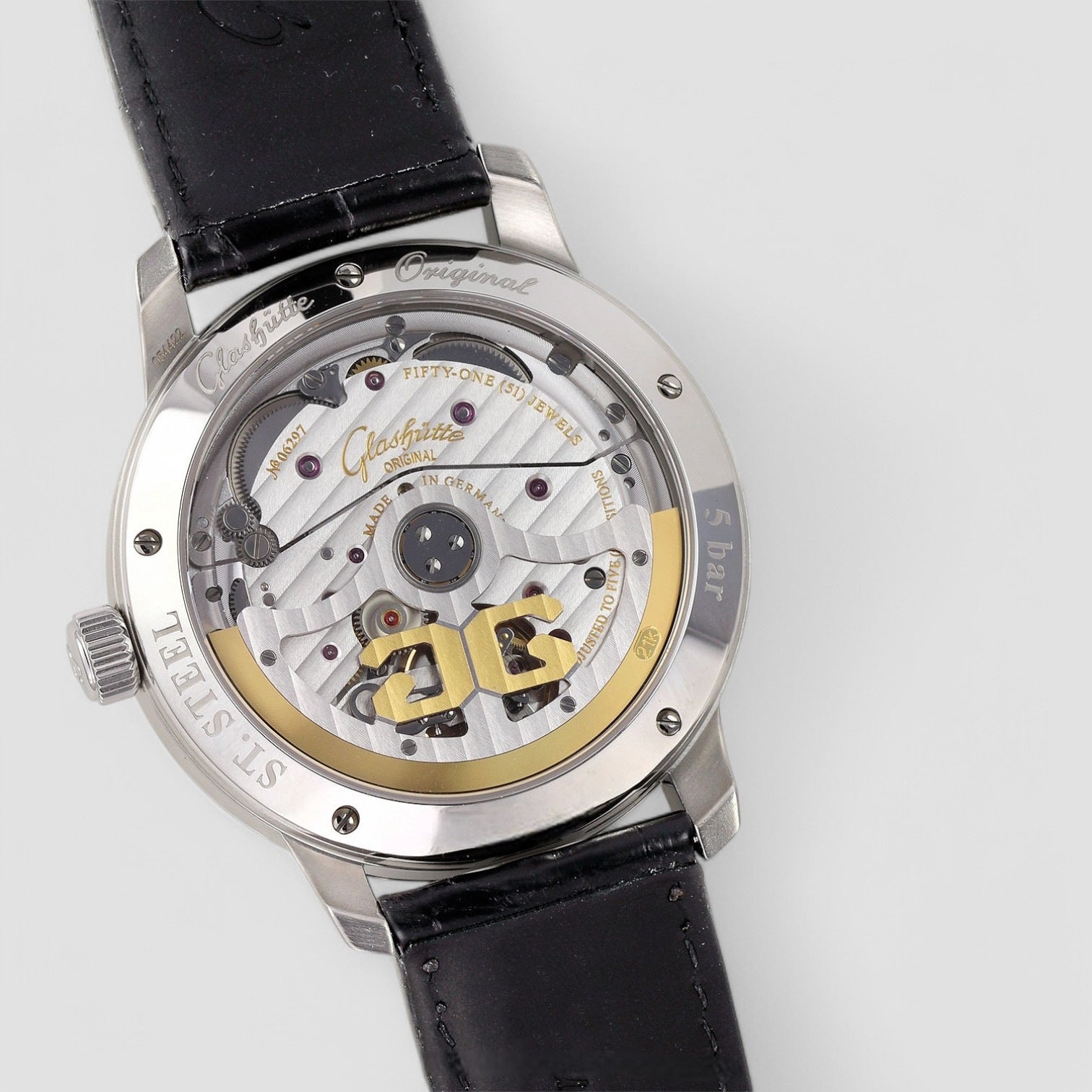 Senator Panorama Date