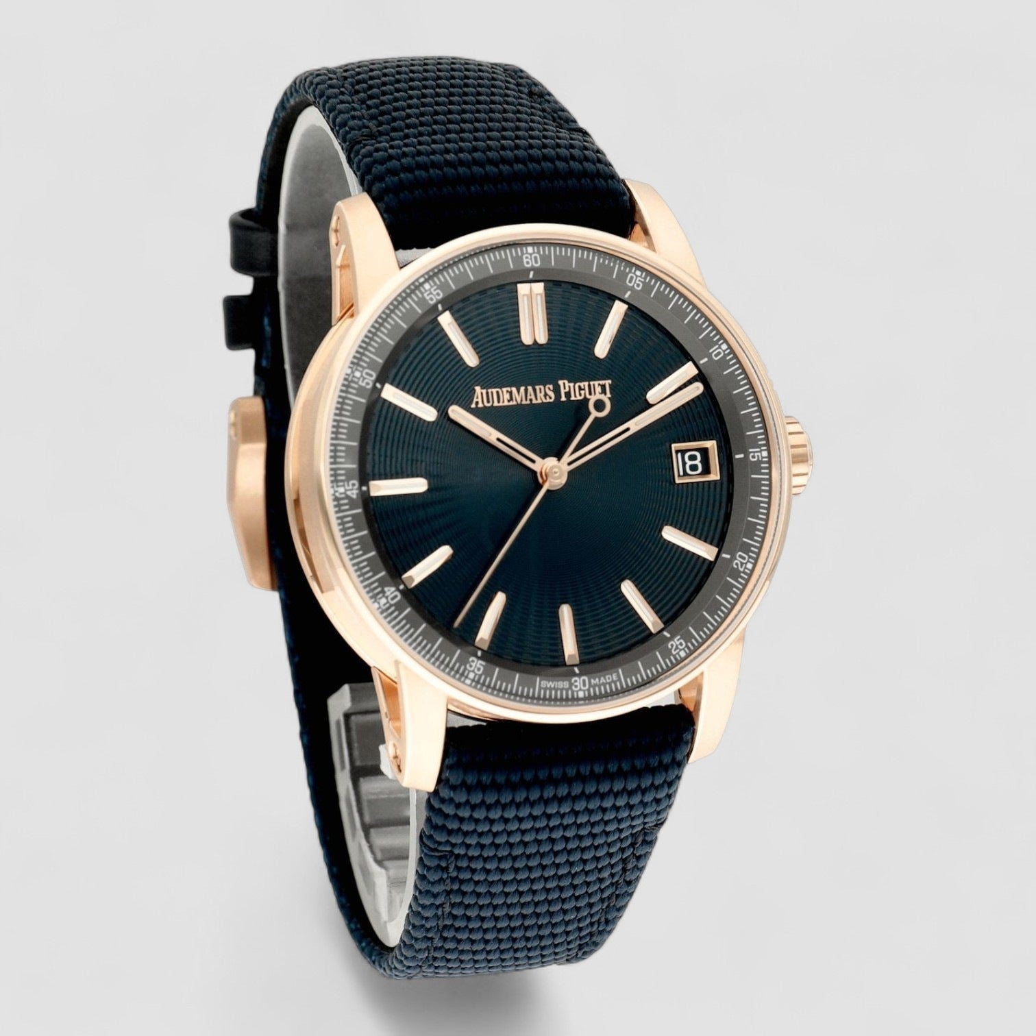 Code 11.59 Selfwinding Pink Gold Automatic